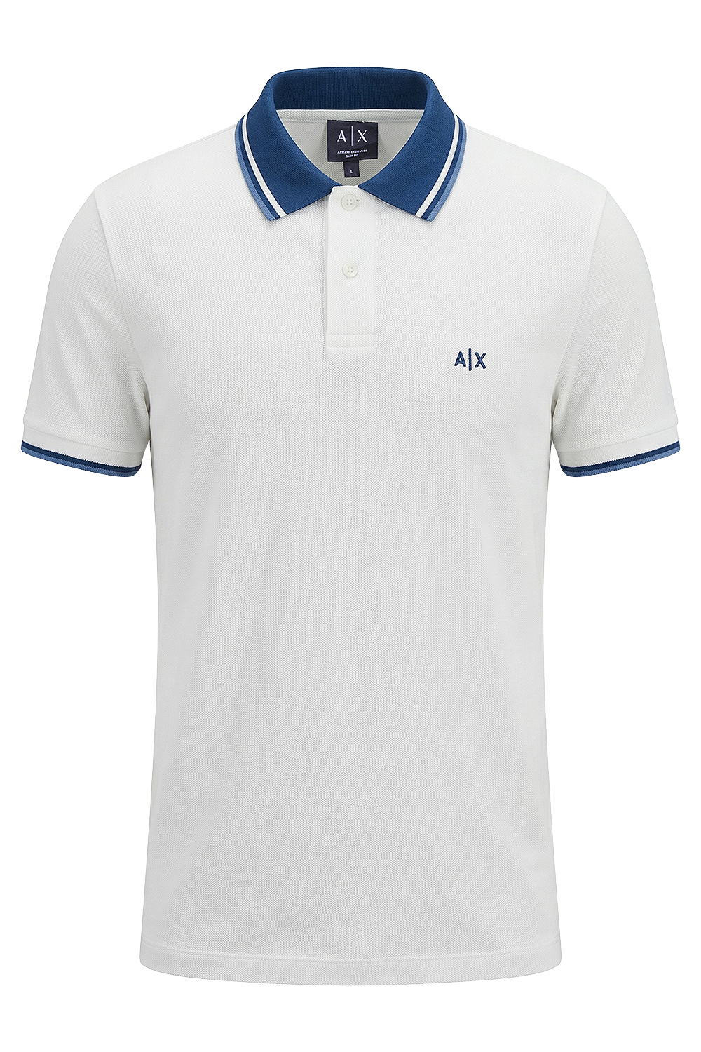 תמונה קידמית של חולצת פולו