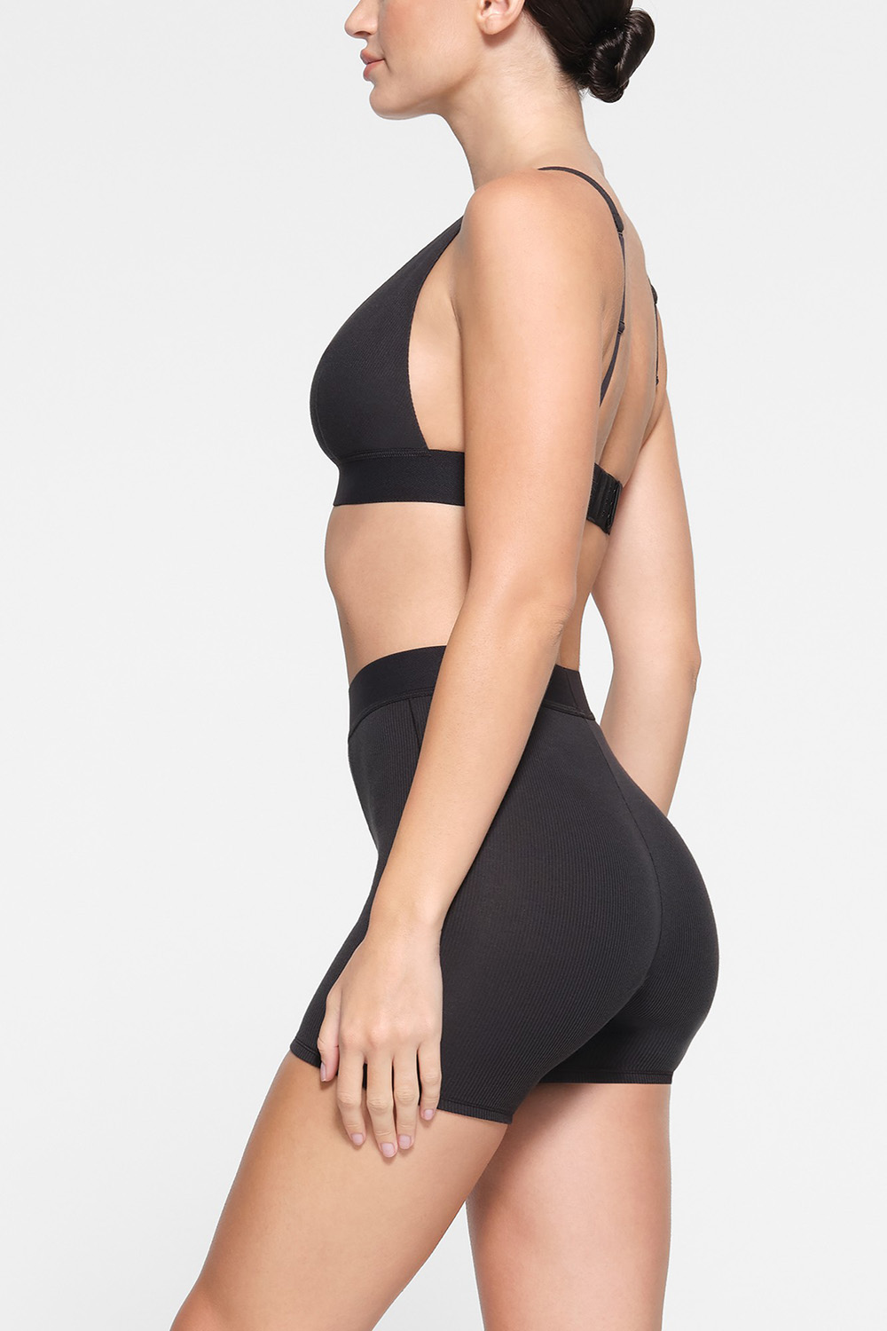 תמונת דוגמן אחורית של COTTON RIB BOXER