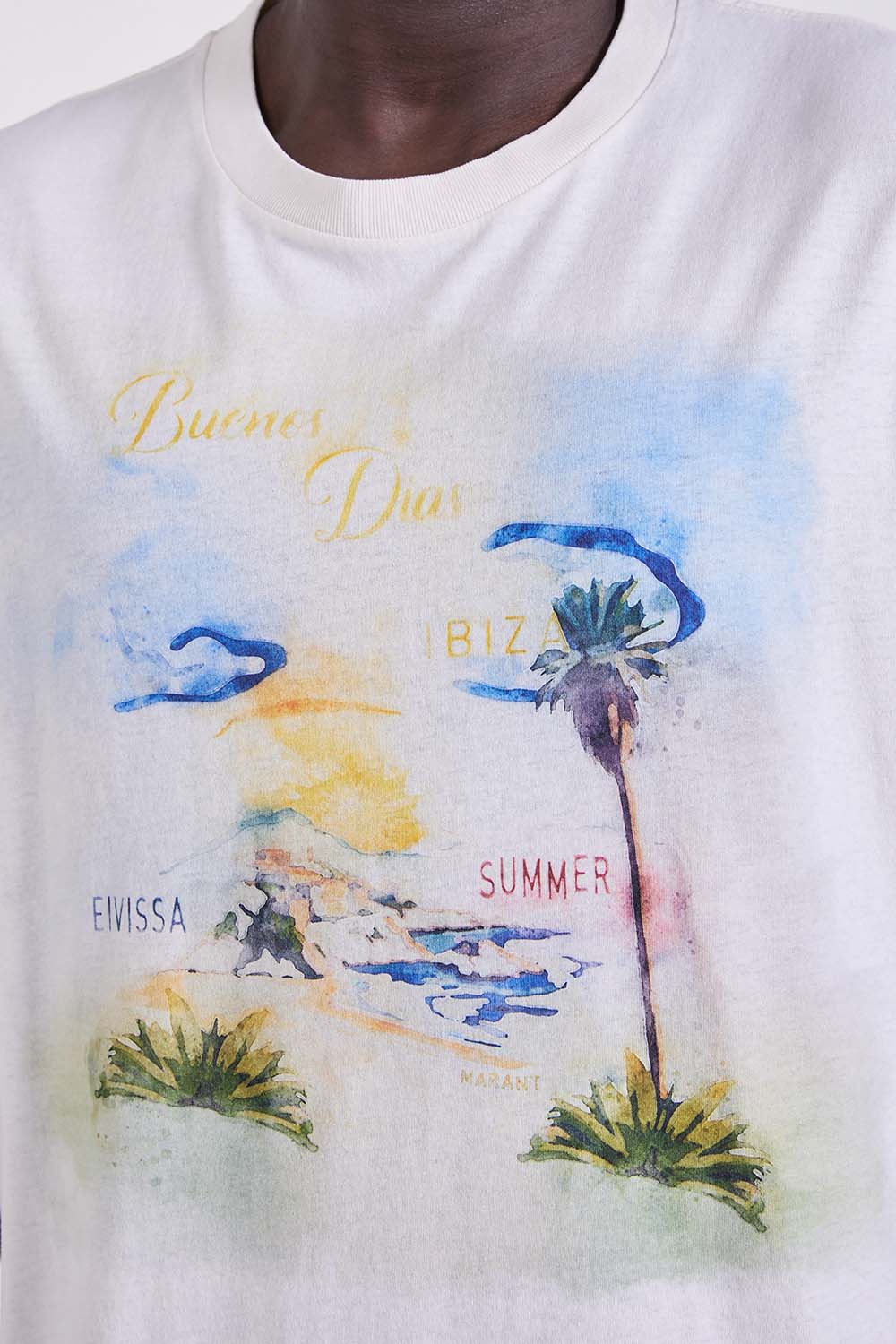 תמונת תקריב דוגמן של חולצת טי