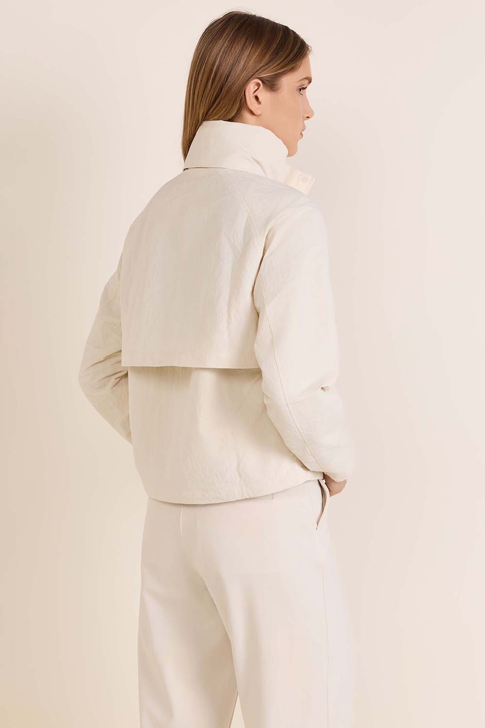 תמונת דוגמן אחורית של Always Effortless Jacket