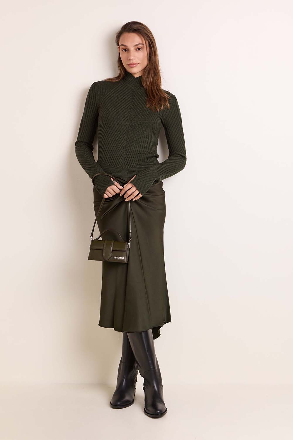 תמונת דוגמן קידמית של תיק לה במבינו