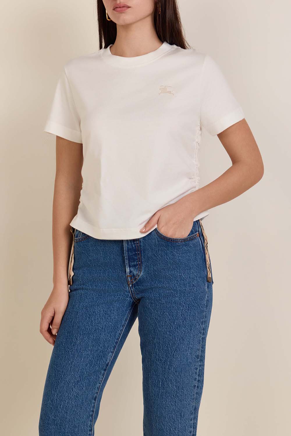 תמונת דוגמן קידמית של חולצת טי