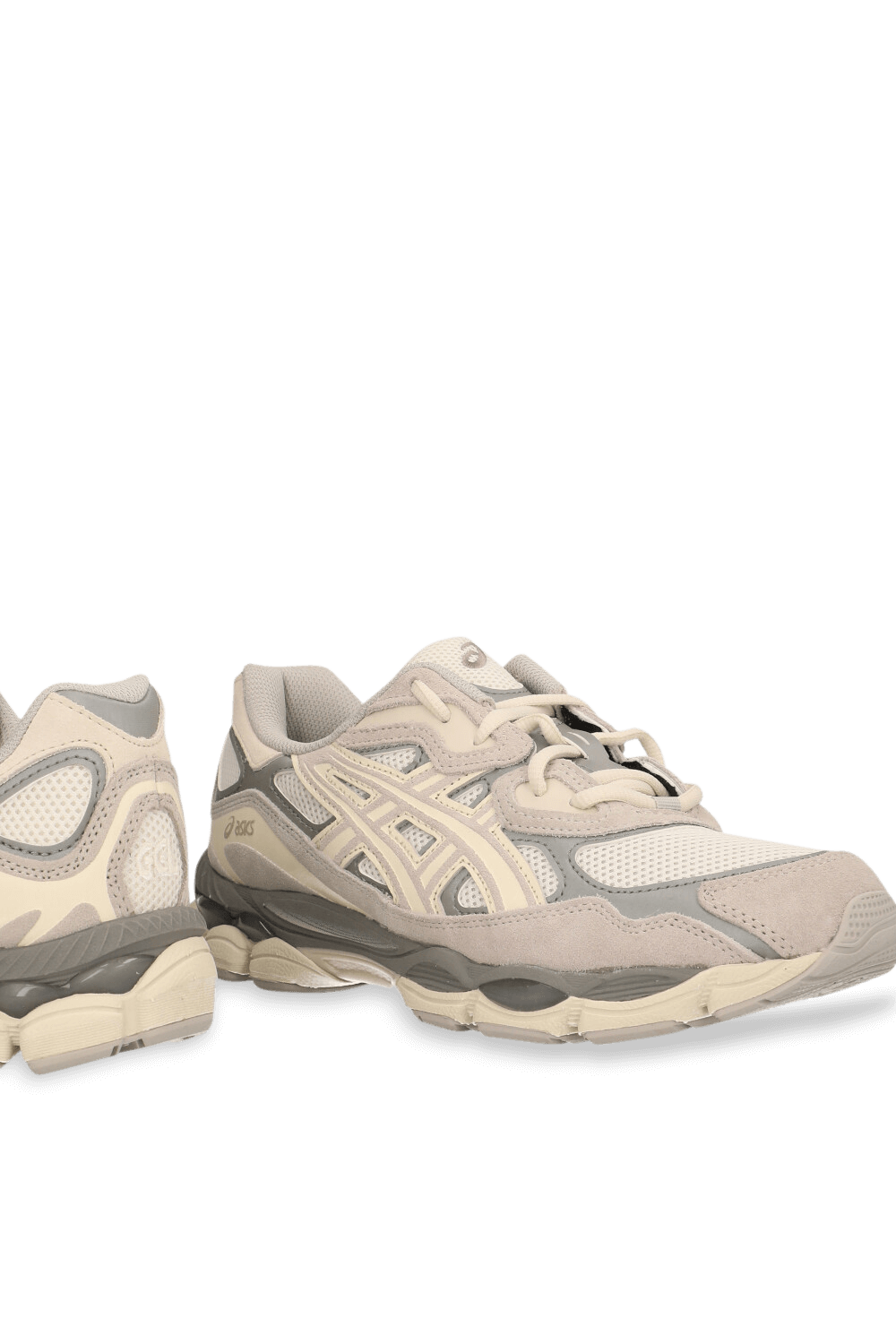 תמונת תקריב של נעלי סניקרס ג'ל ניו יורק