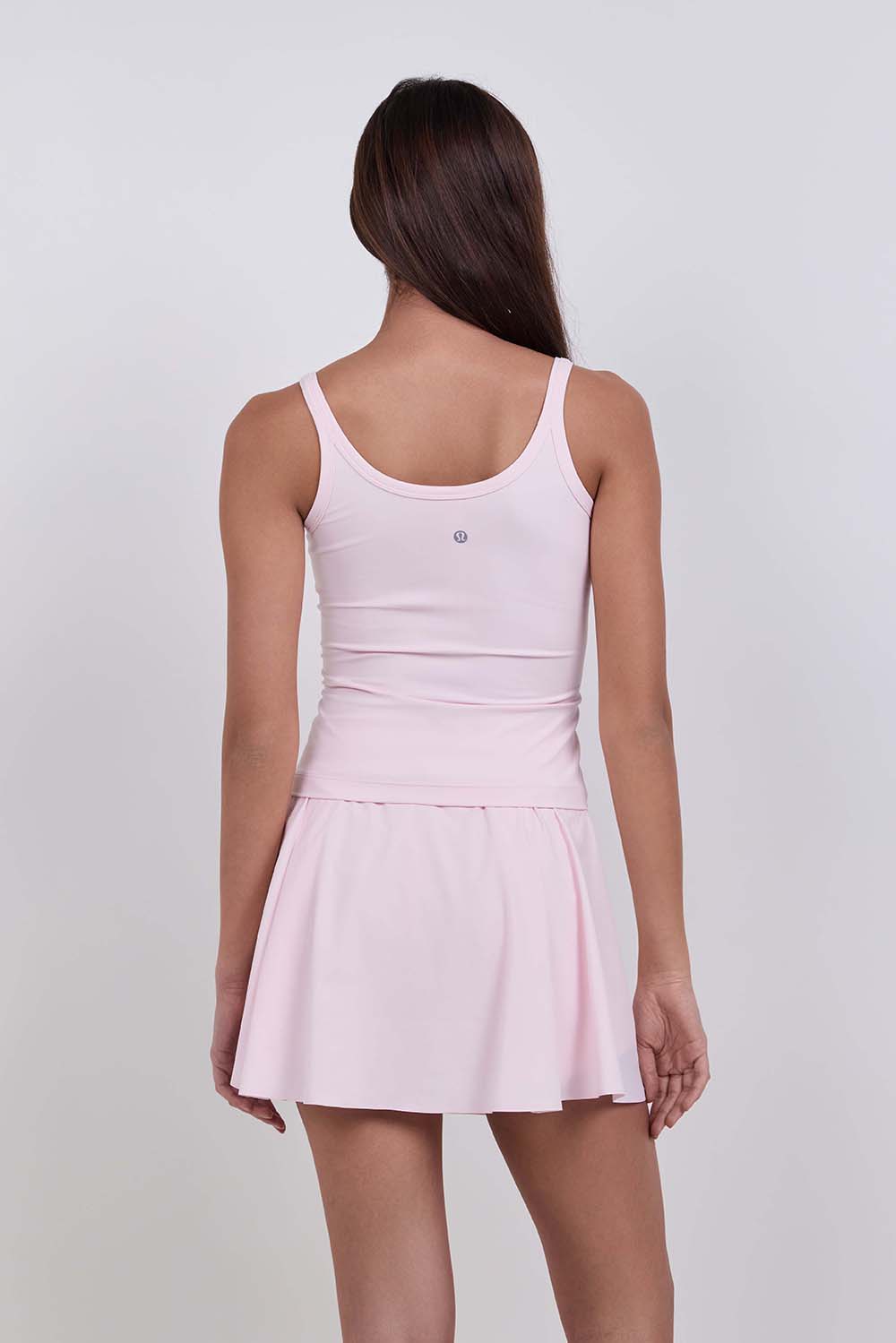 תמונת דוגמן אחורית של lululemon Align&trade; Scoop Waist-Length Tank Top