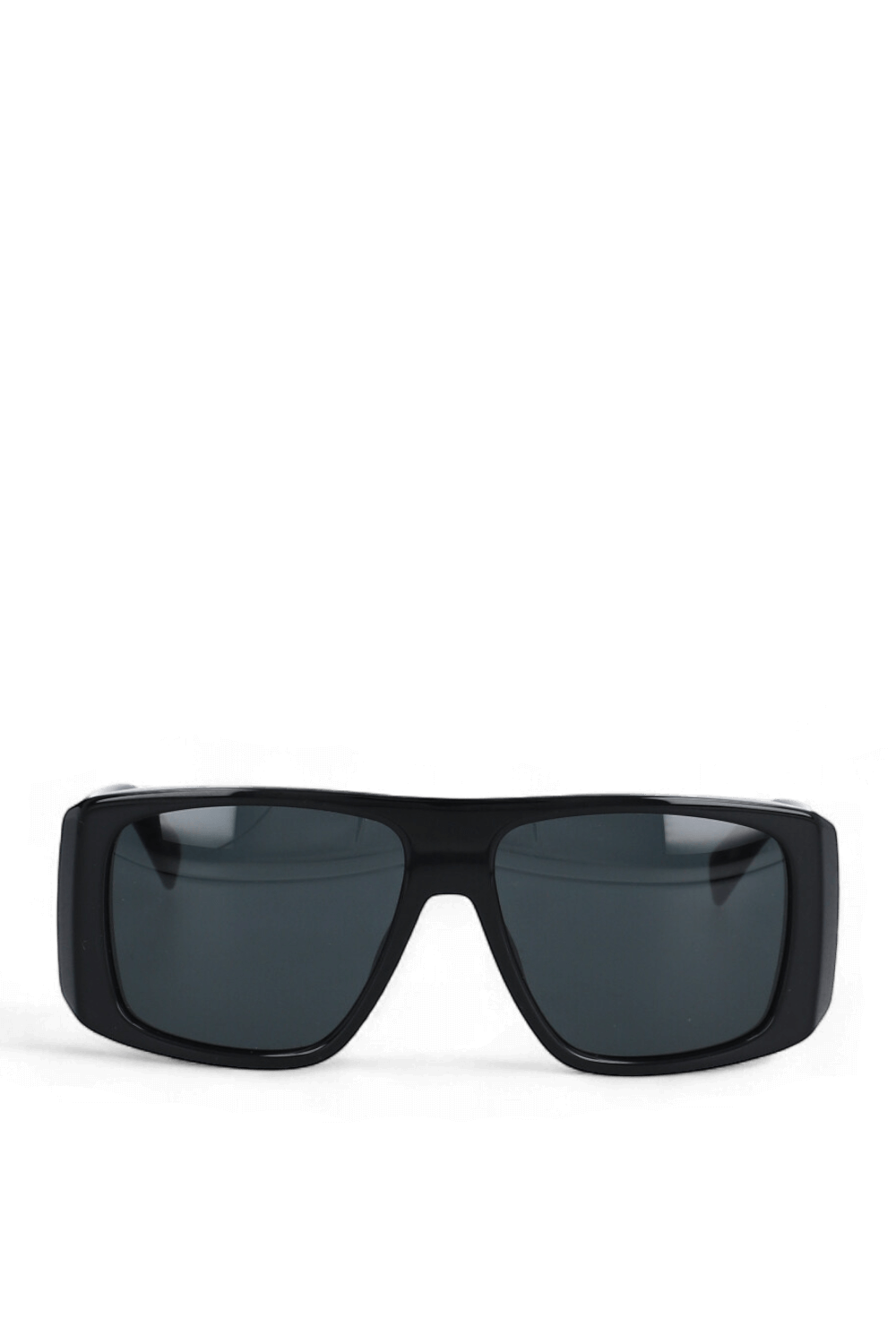 תמונה קידמית של משקפי שמש פלאט-טופ