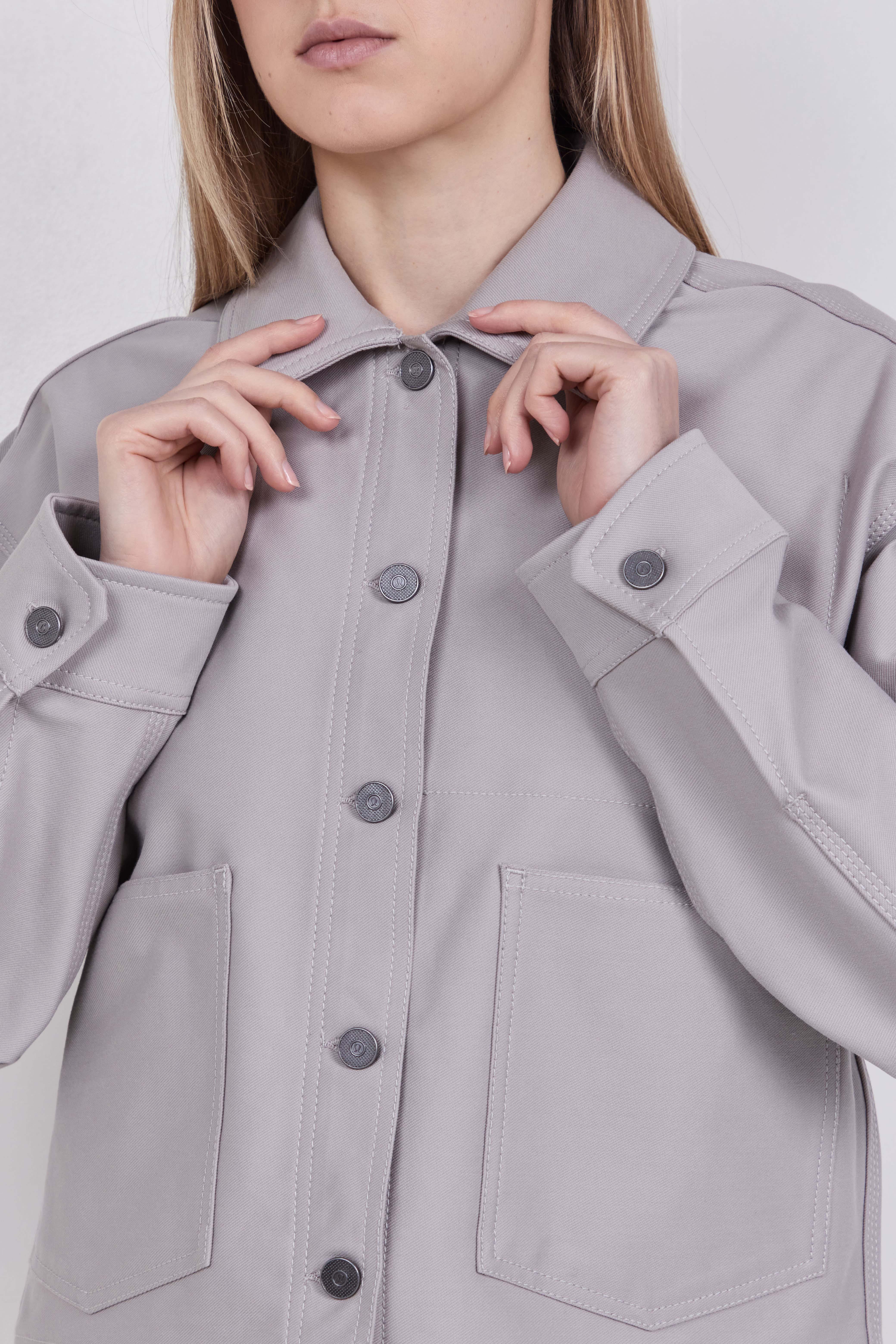 תמונת תקריב דוגמן של EasyFive Jacket