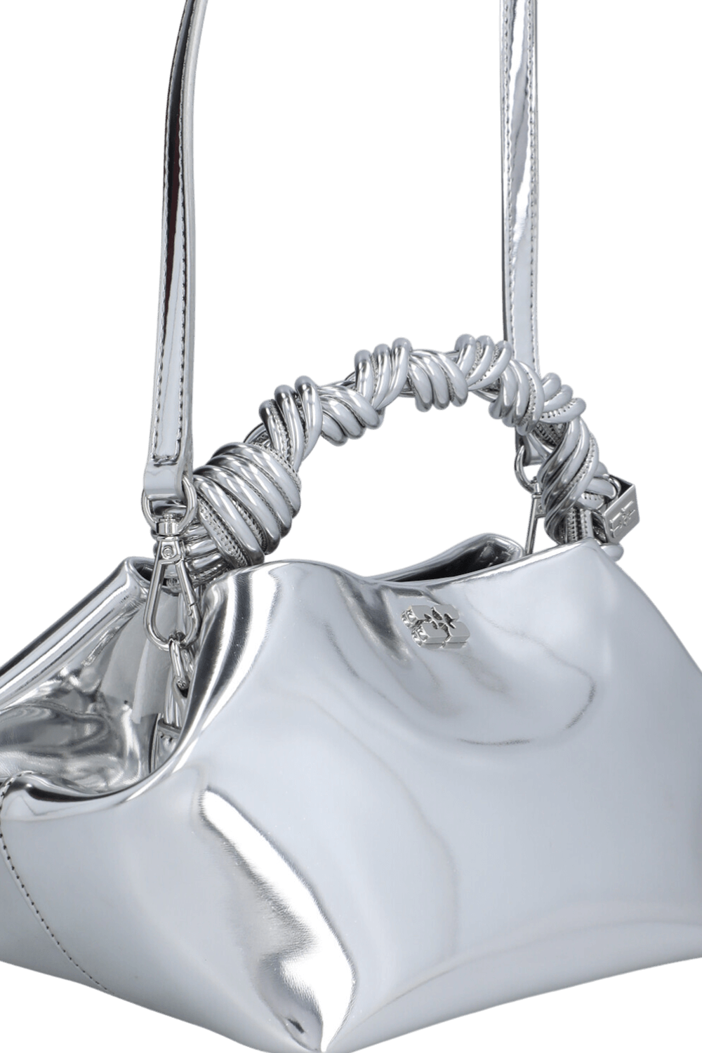 תמונת תקריב של תיק בו סמול