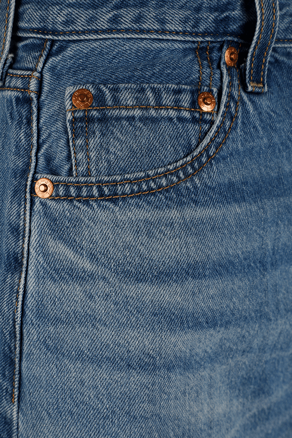 levi's medium indigo