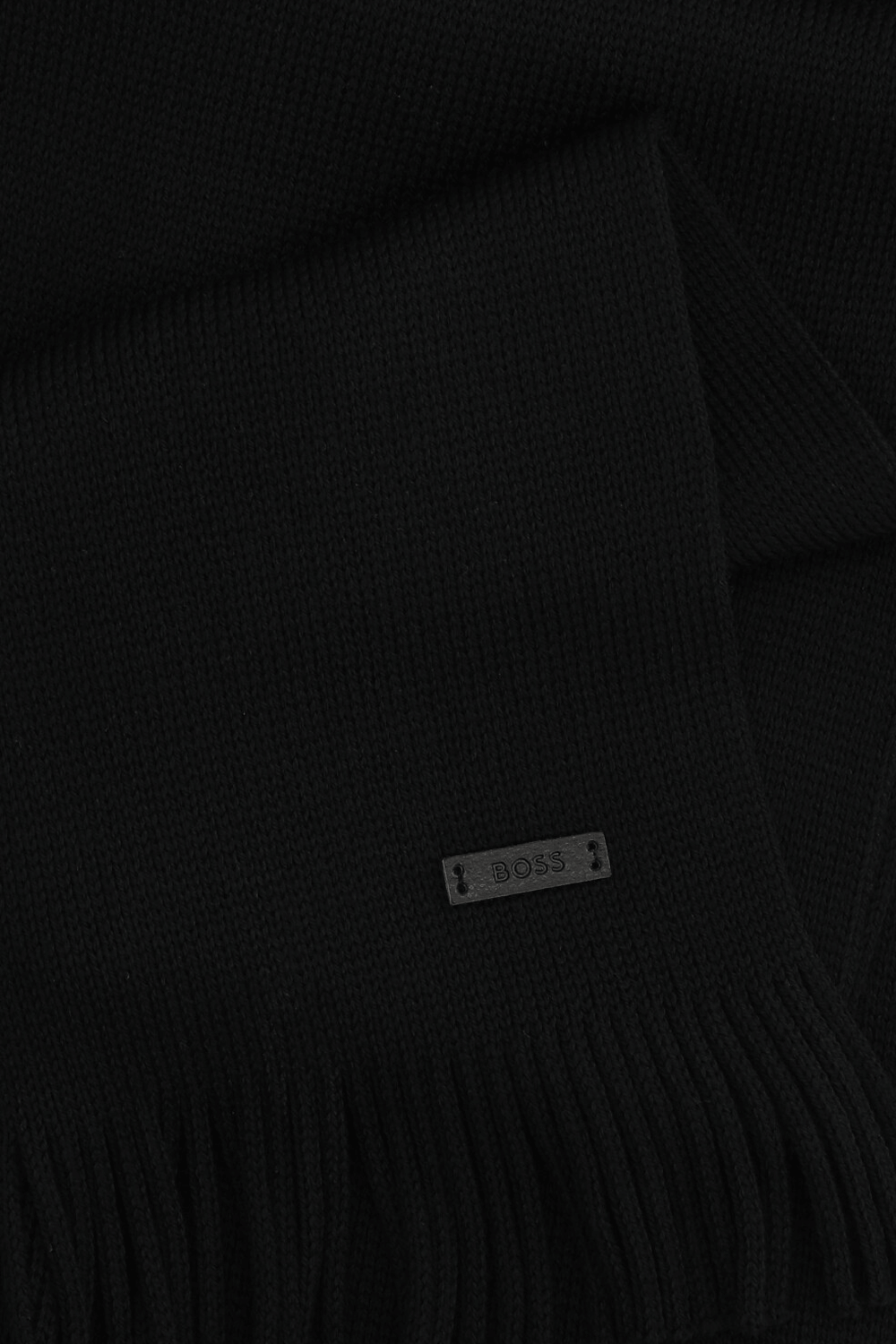 תמונה אחורית של צעיף מצמר בתולי