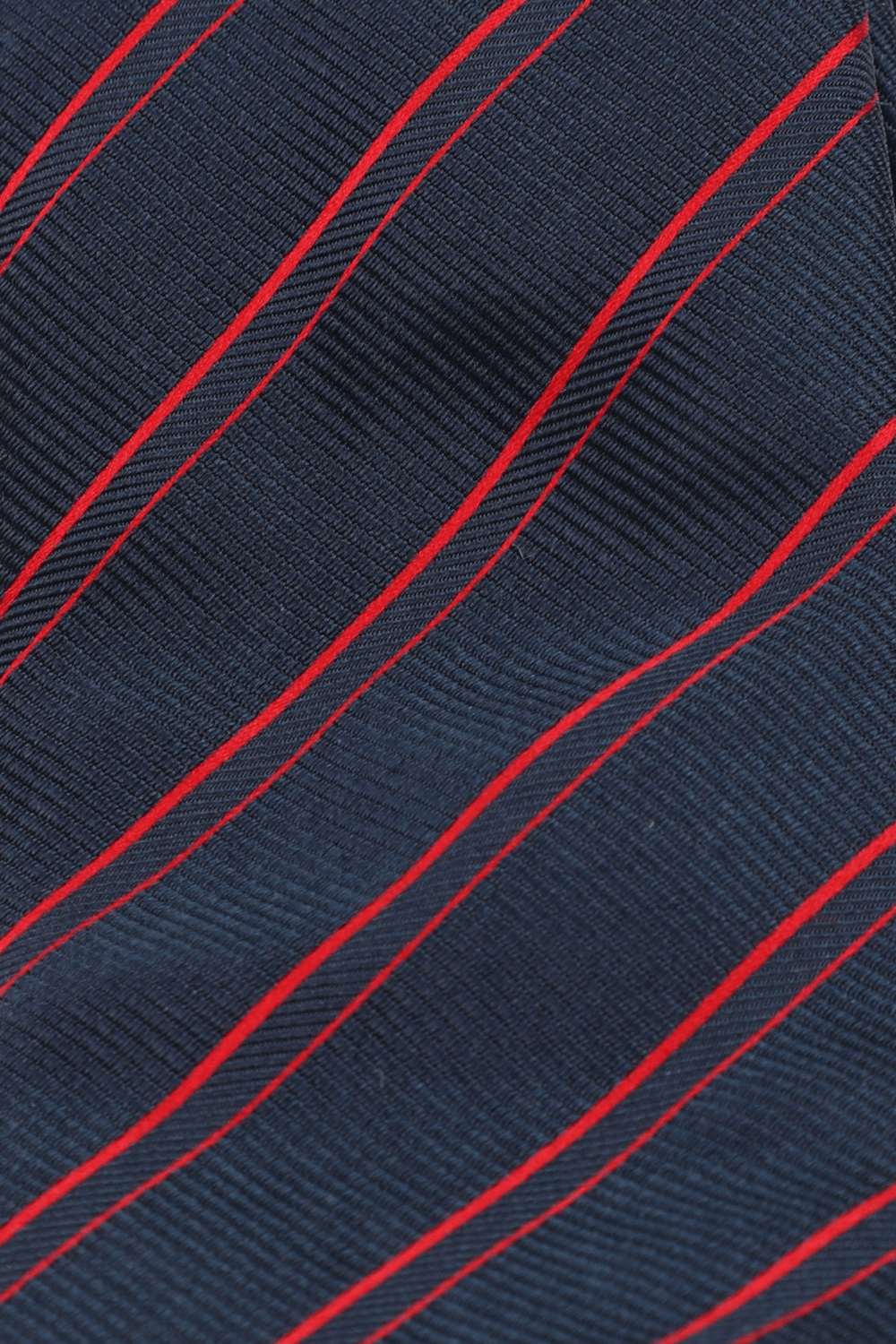 תמונת תקריב של Stripes Silk Tie in Blue and Red