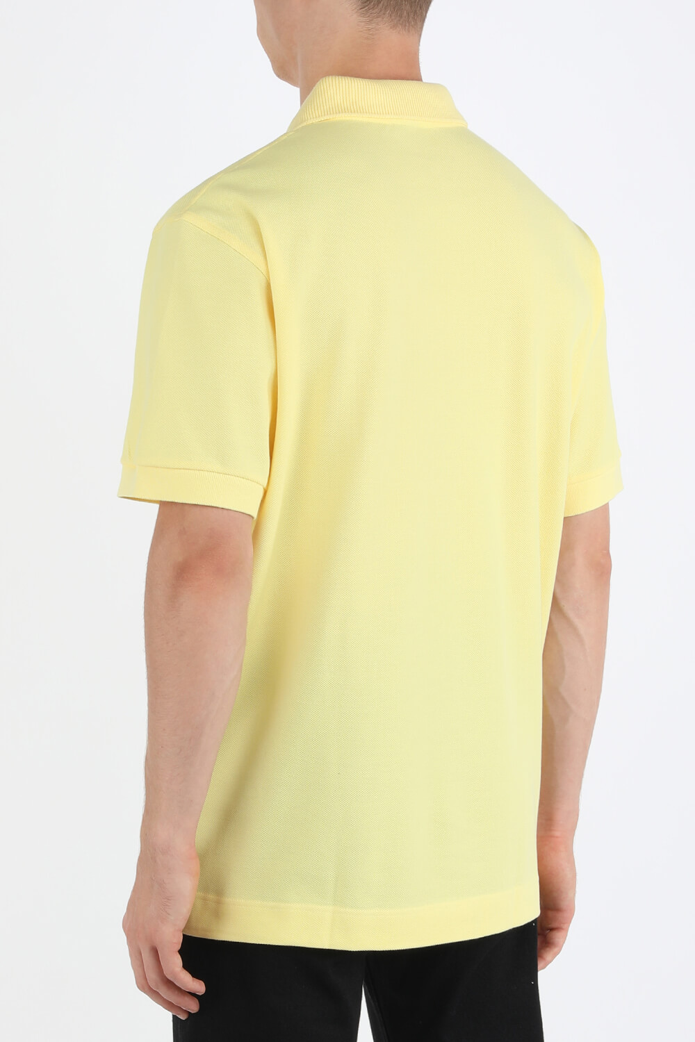 חולצת פולו בגוון צהוב בננה מכותנה LACOSTE