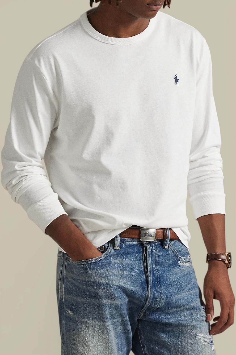 תמונת דוגמן קידמית של חולצת טי ארוכה