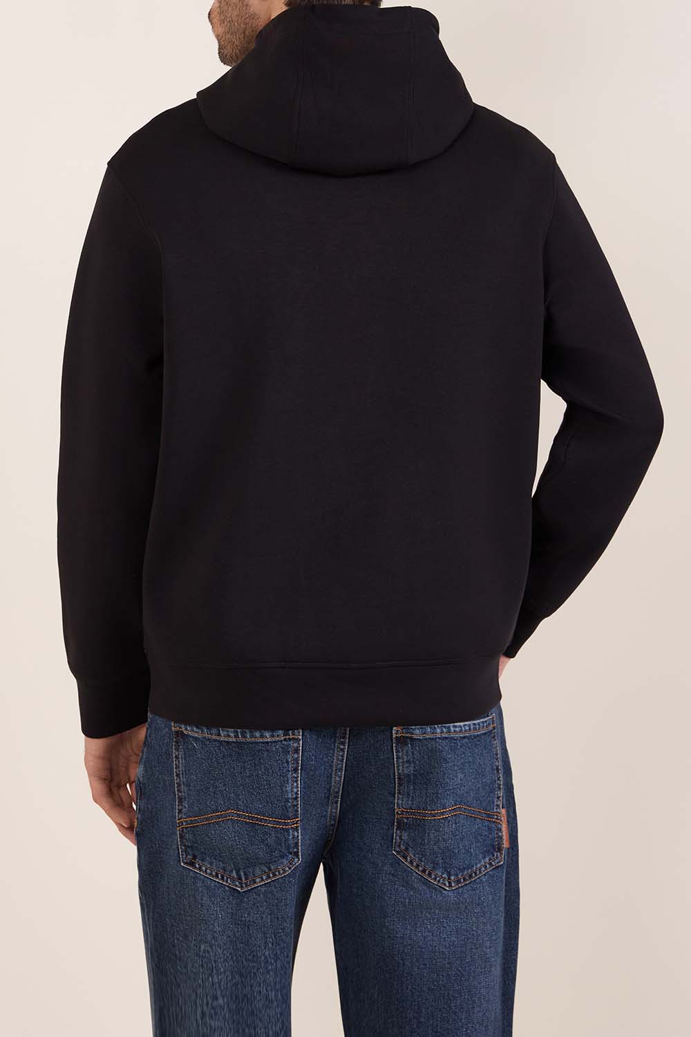 תמונת דוגמן אחורית של קפוצ'ון