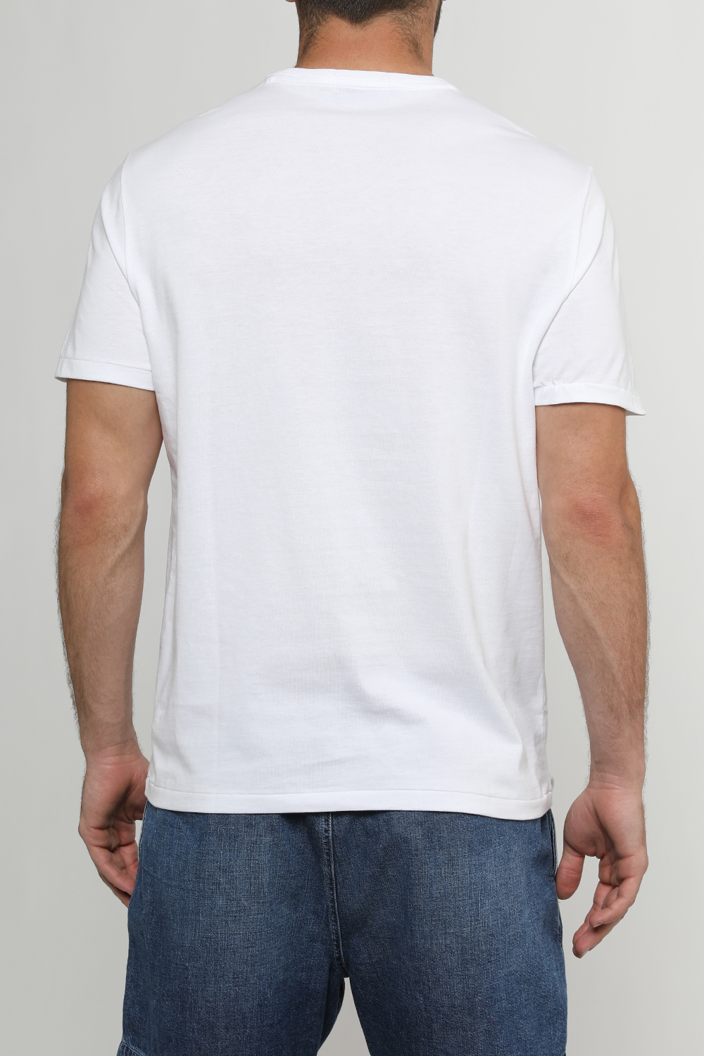 תמונת דוגמן אחורית של חולצת סלים טי