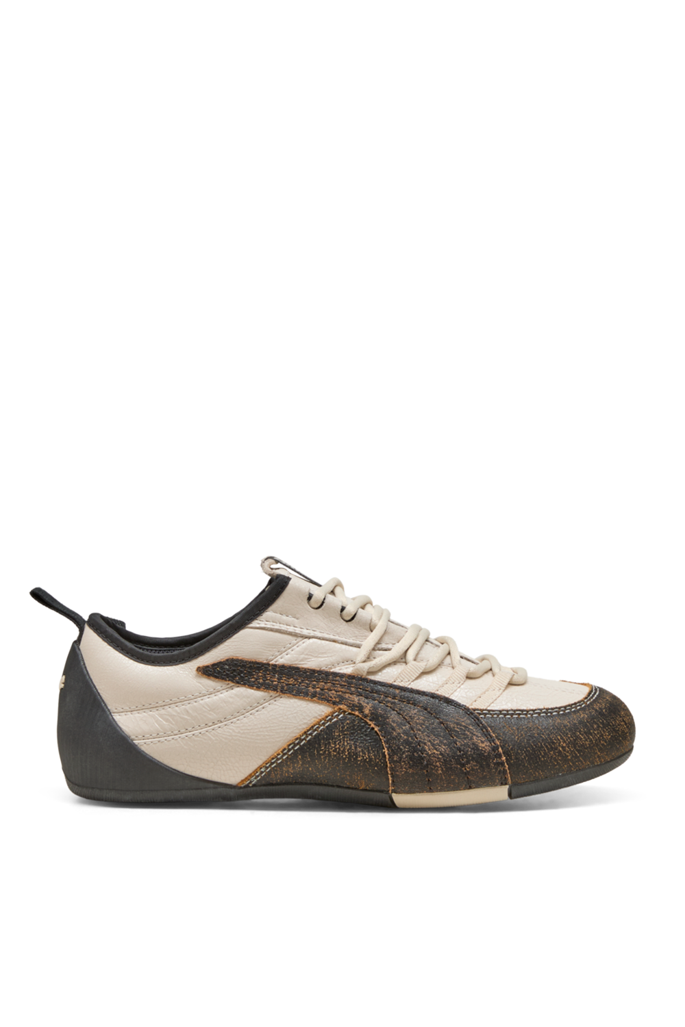 תמונה קידמית של נעלי סניקרס פומה X גואיזיו