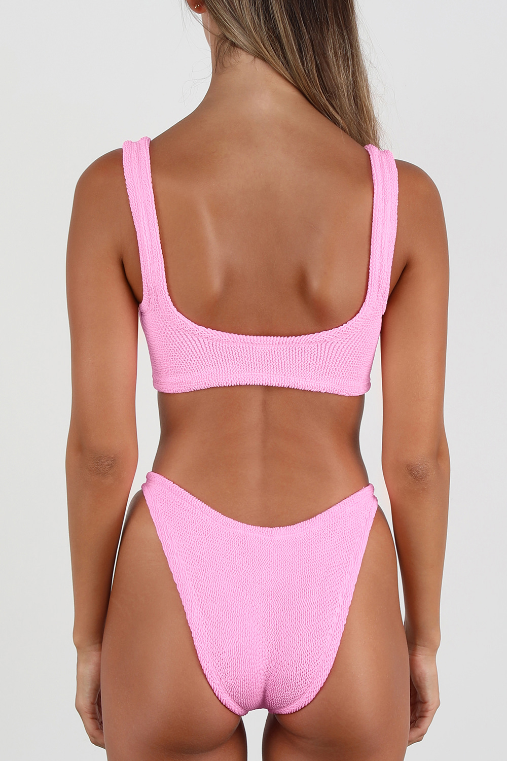 תמונת דוגמן אחורית של סט ביקיני קסנדרה