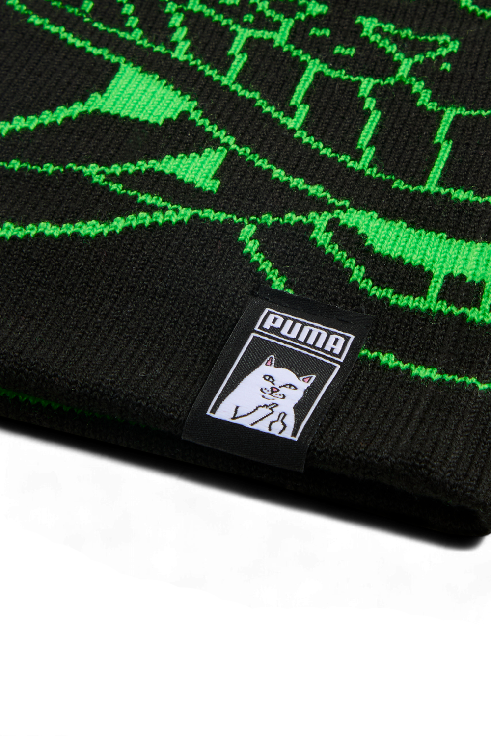 תמונת תקריב של פומה X ריפנדיפ כובע גרב דו צדדי