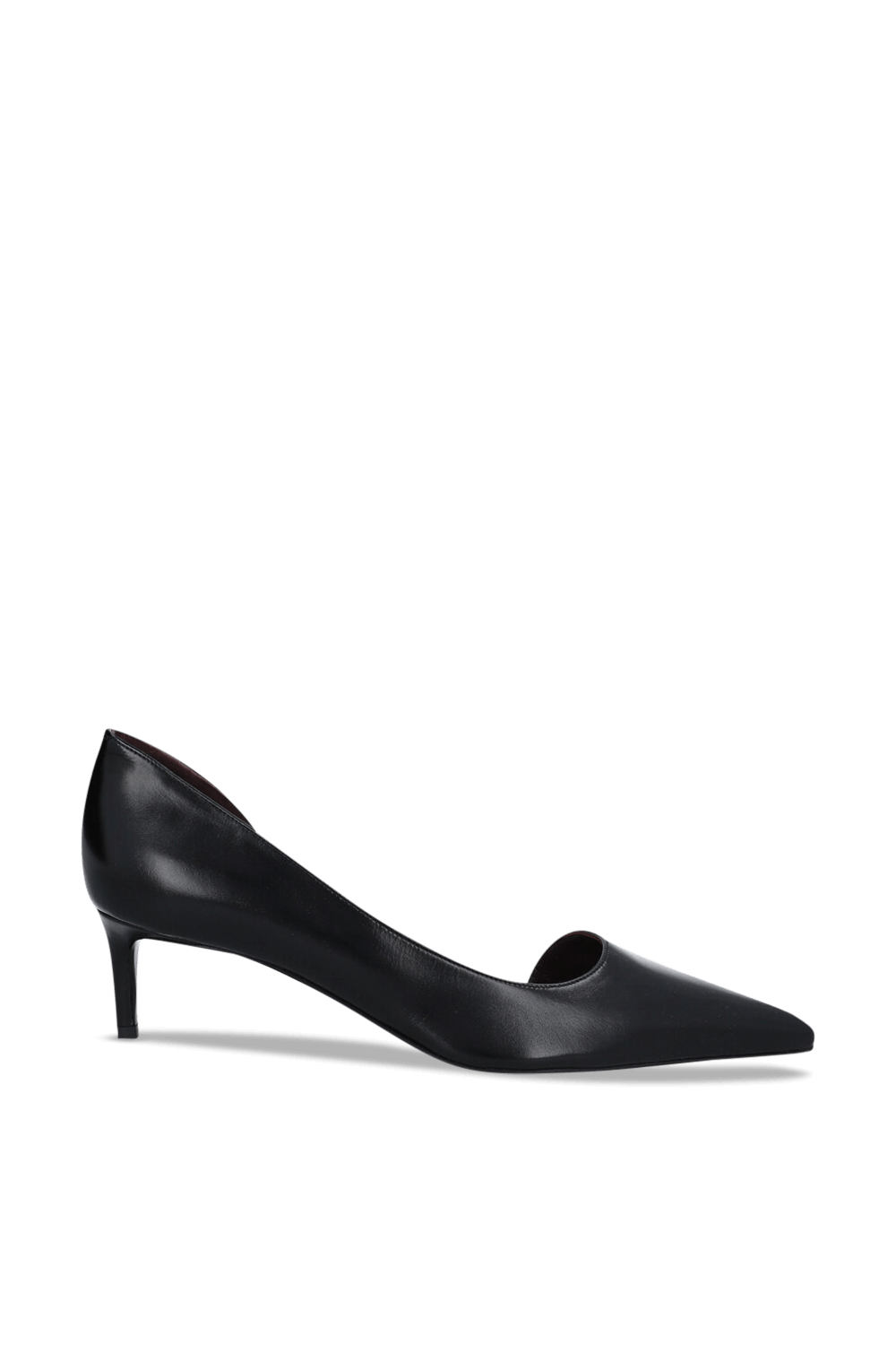 תמונה קידמית של נעלי עקב דארוסיי