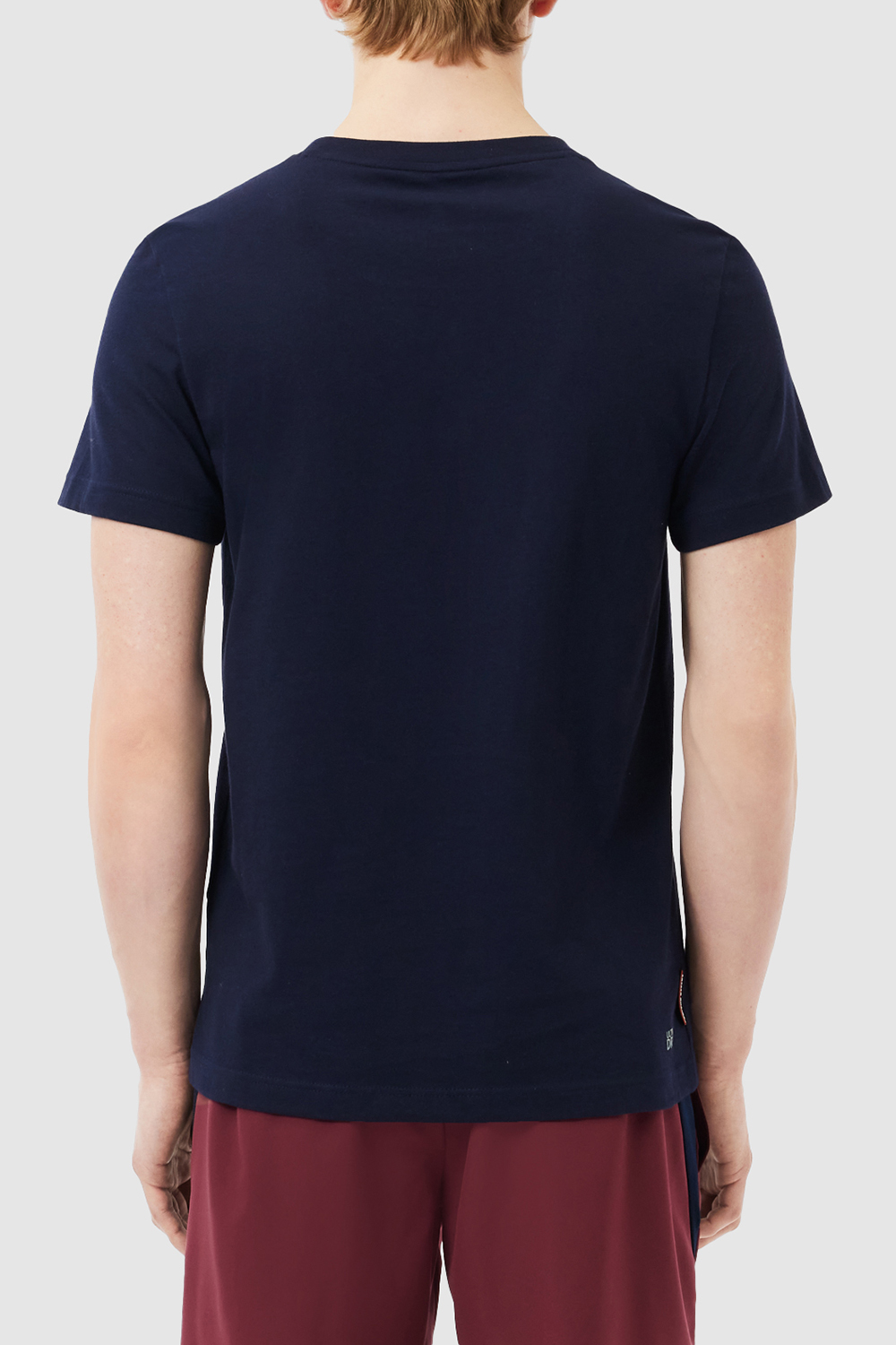 תמונת דוגמן אחורית של לקוסט X רולאן גארוס חולצת טי