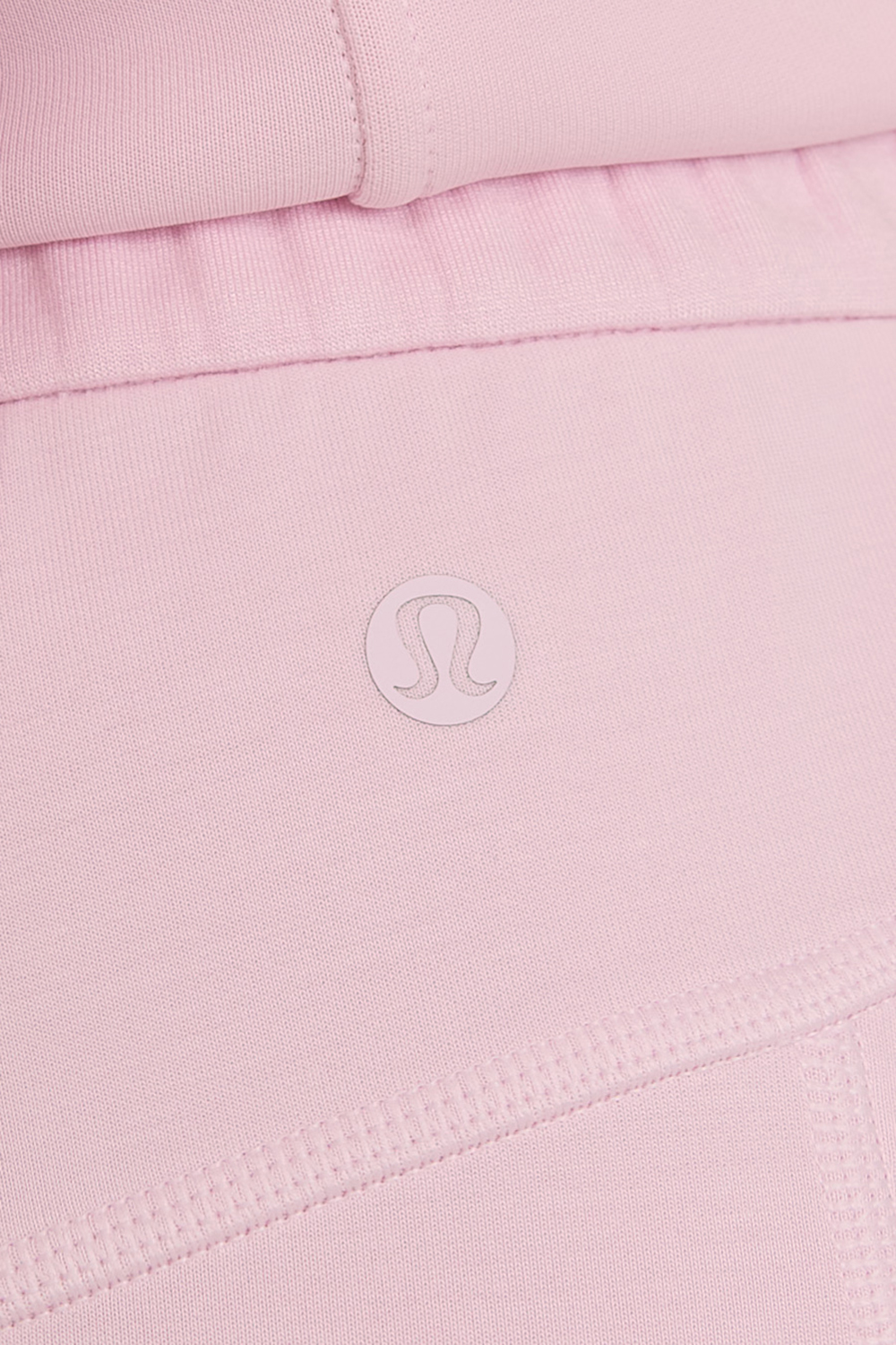 תמונת תקריב דוגמן של Softstreme High-Rise Short 4