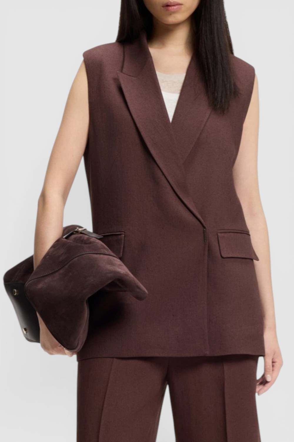 תמונת דוגמן קידמית של ווסט מעטפת