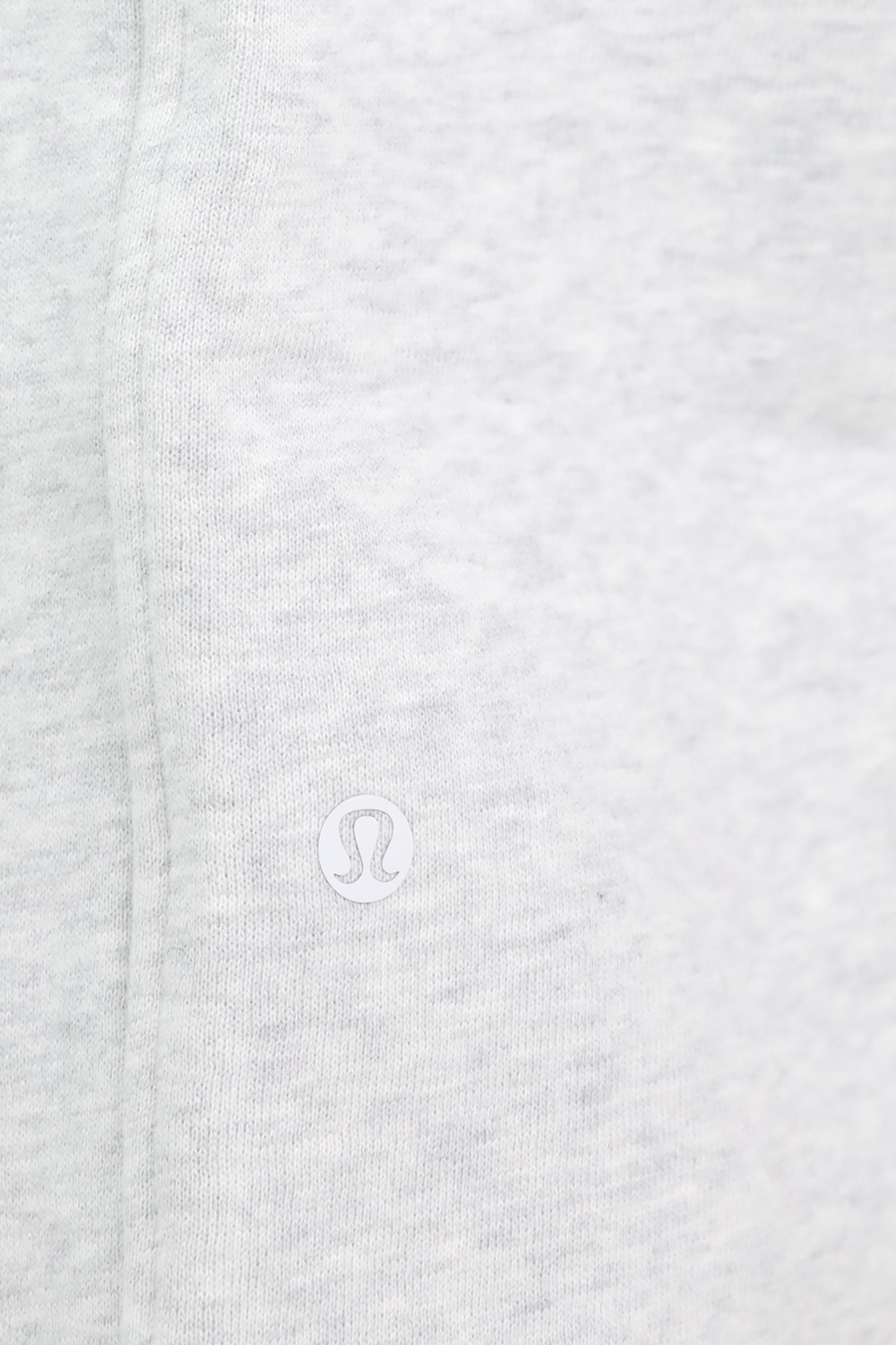 תמונת תקריב דוגמן של Scuba Mid-Rise Wide-Leg Pant