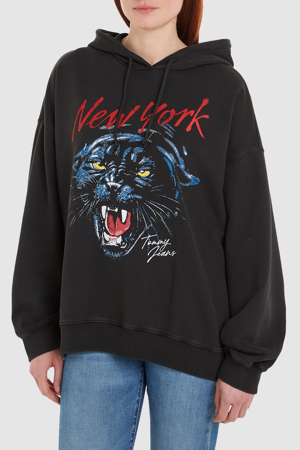 תמונת דוגמן קידמית של סווטשירט קפוצ'ון