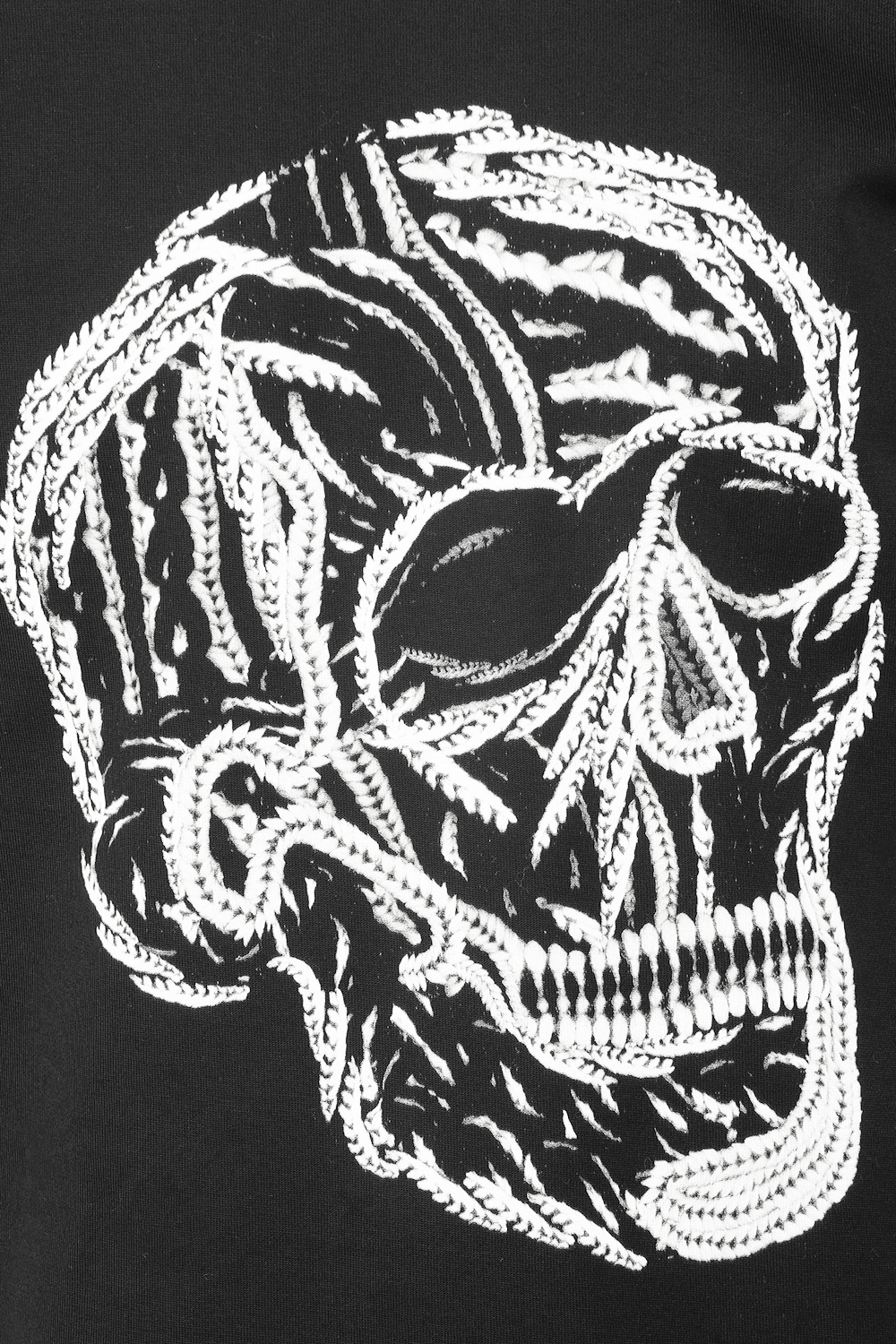 תמונה אחורית של Skull T-Shirt in Black and White