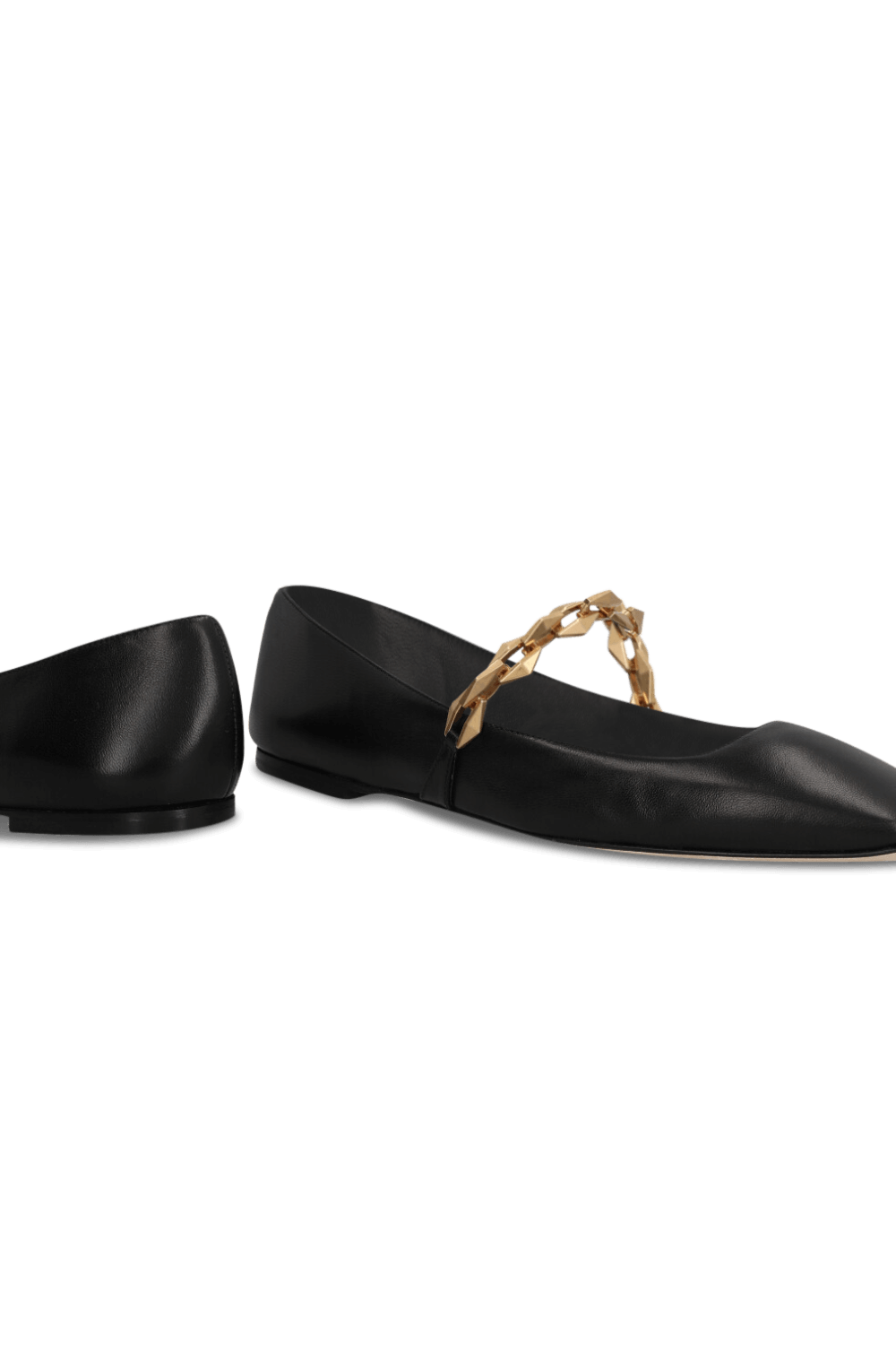 תמונת תקריב של נעלי בלרינה