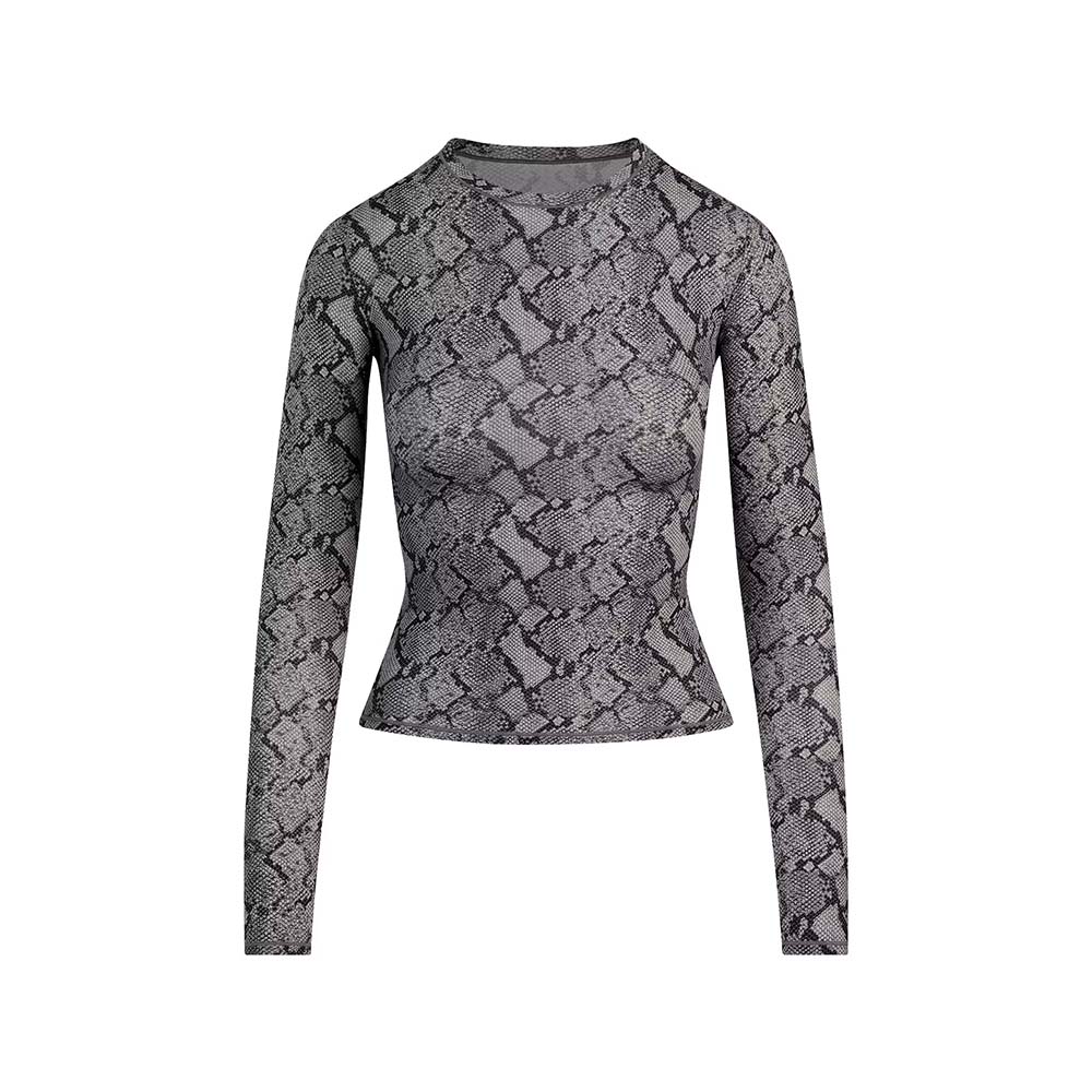 תמונה קידמית של LONG SLEEVE T-SHIRT