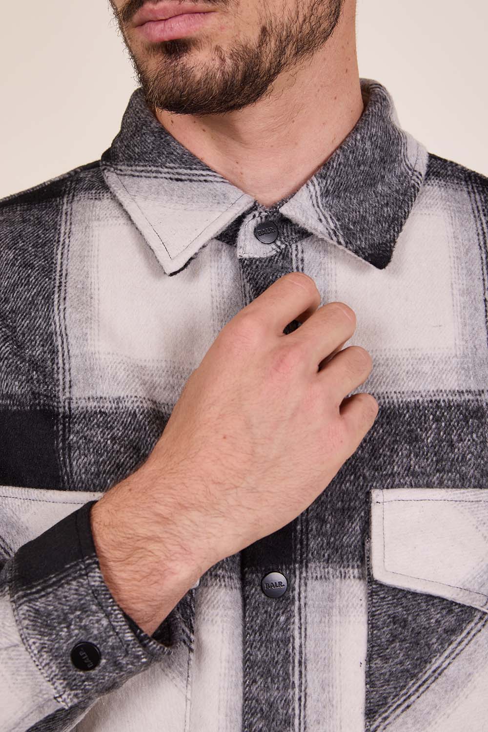 ז'קט משבצות