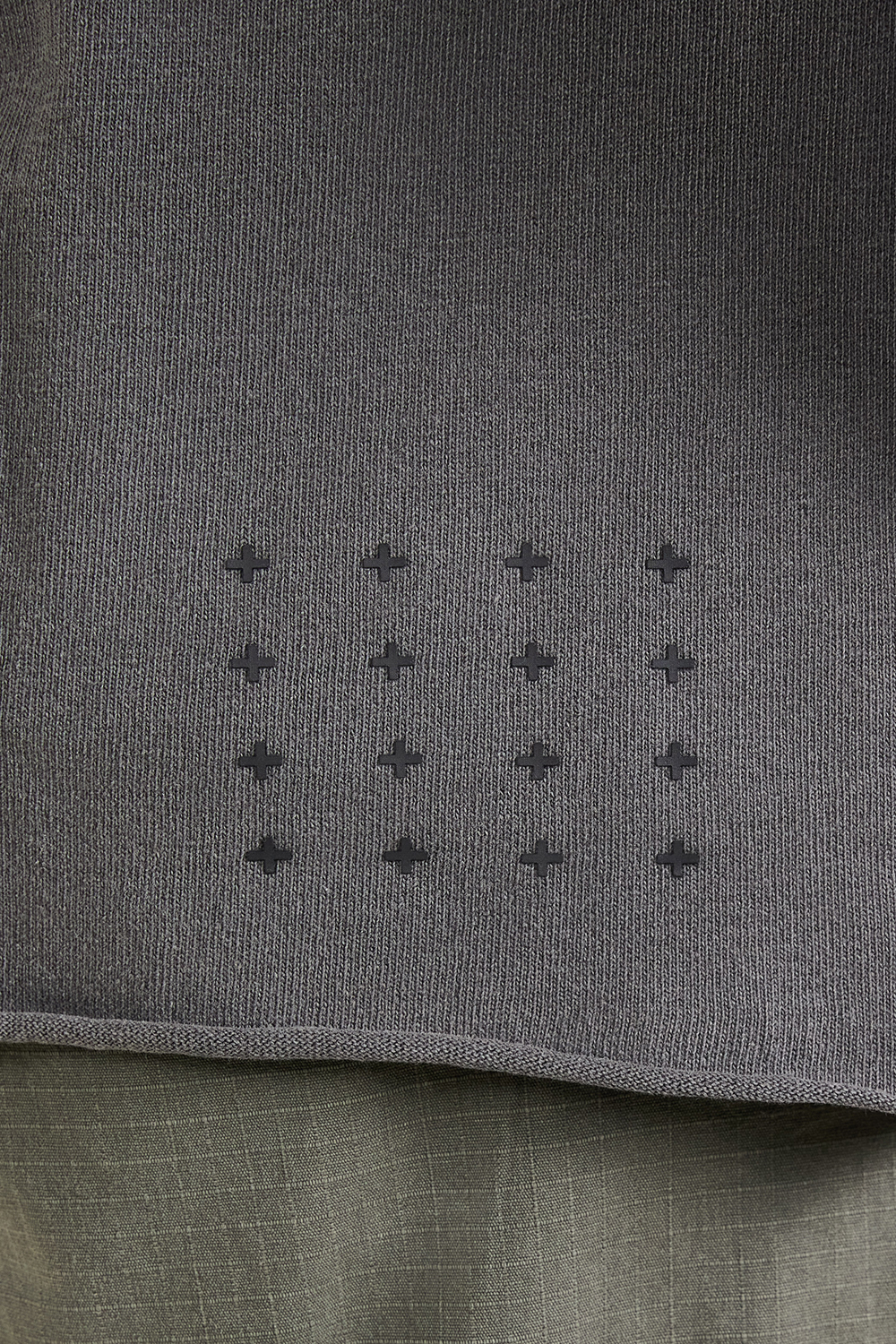 תמונת תקריב דוגמן של חולצת טי