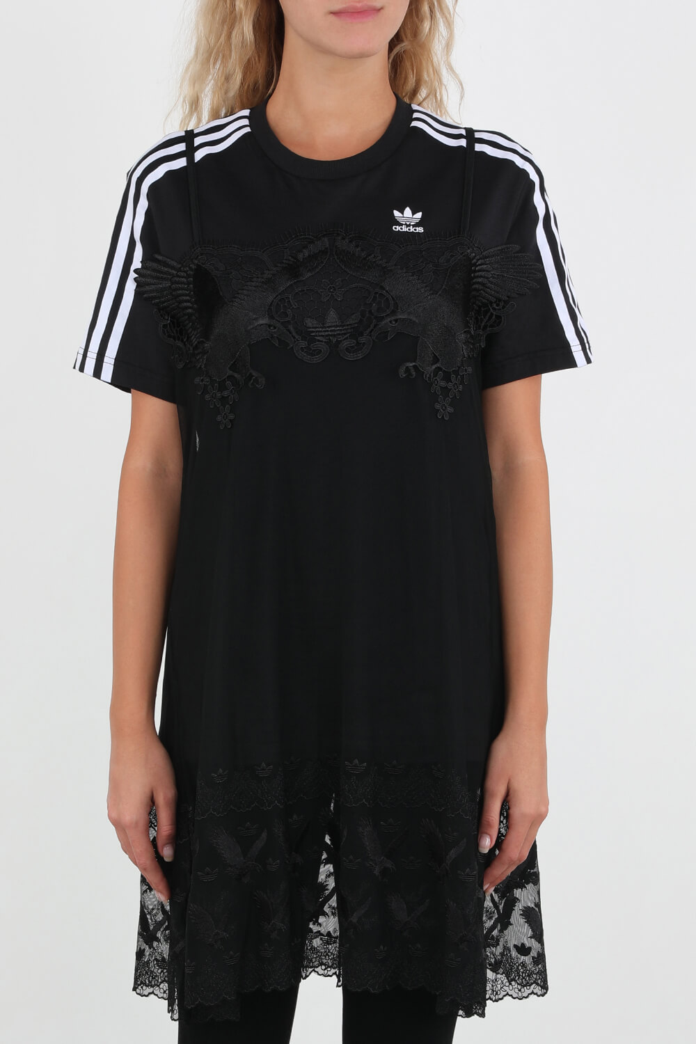 תמונת דוגמן קידמית של Lace T-Shirt in Black