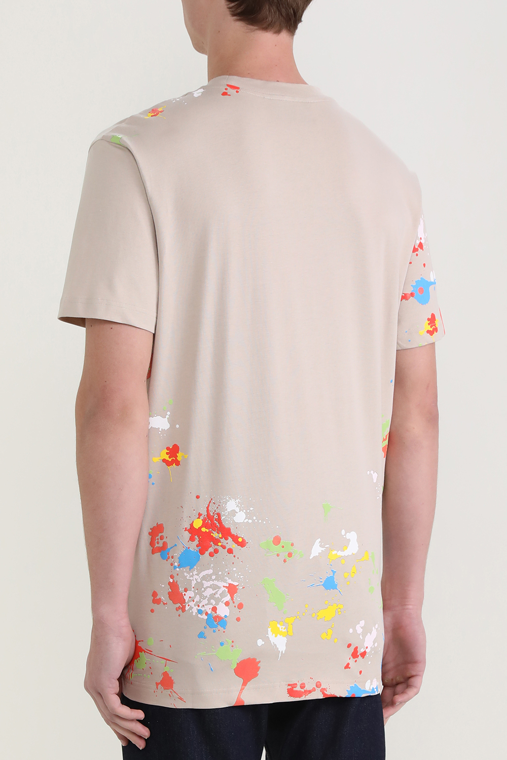 תמונת דוגמן אחורית של חולצת טי קעקוע גולגולת