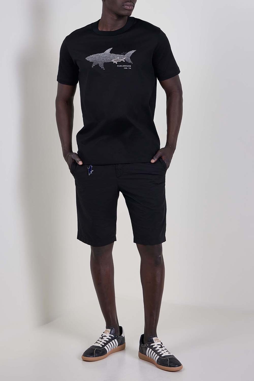 תמונת דוגמן קידמית של נעלי סניקרס ראבל