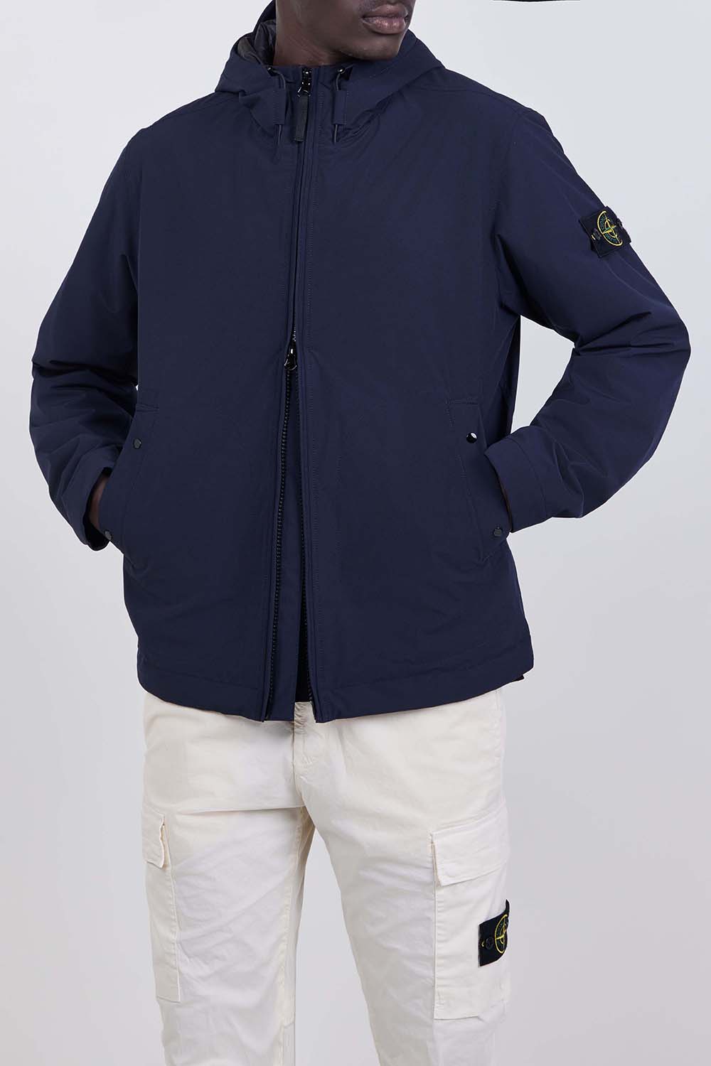 תמונת דוגמן קידמית של ז'קט קפוצ'ון