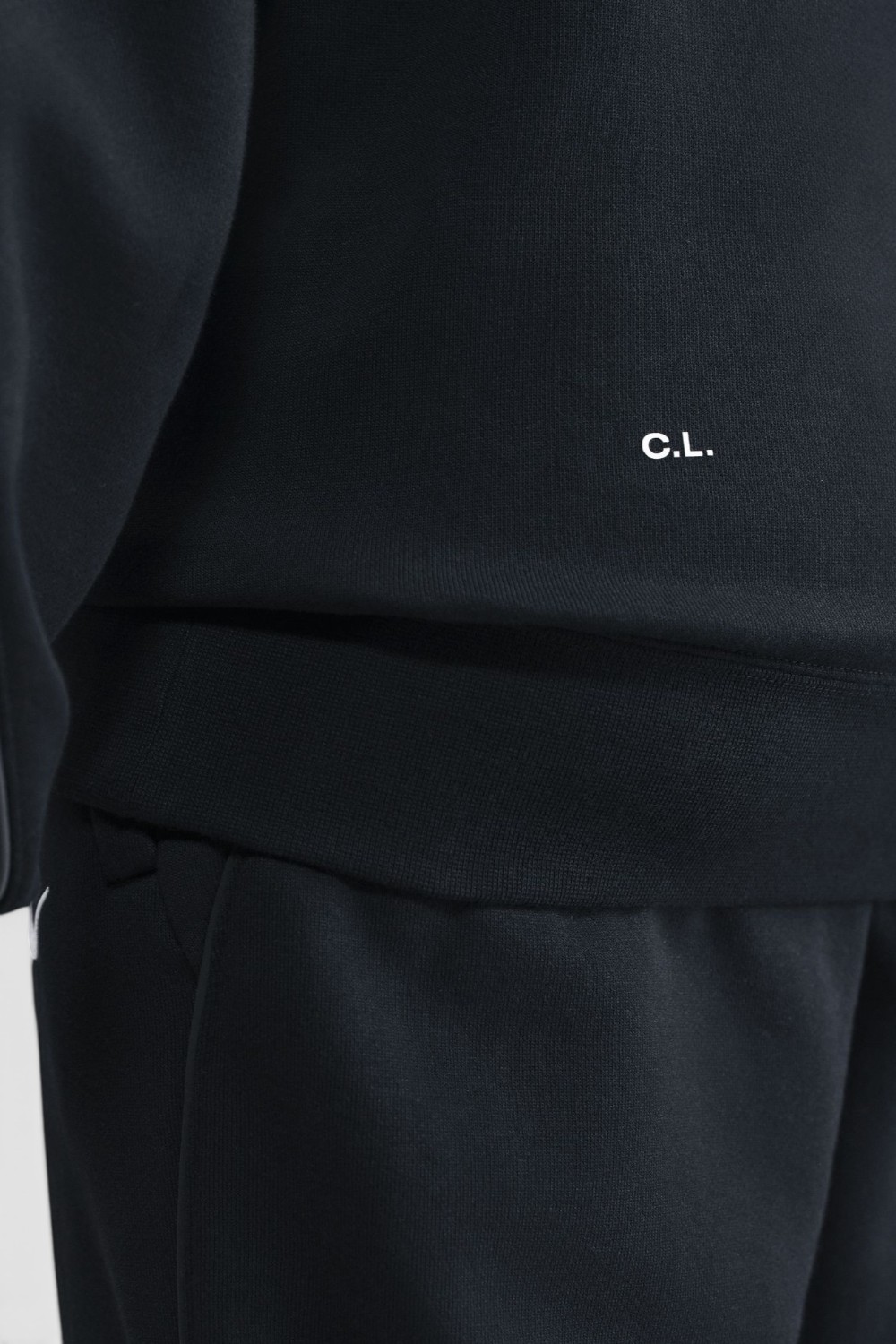 סווטשירט נייקי X נוקטה