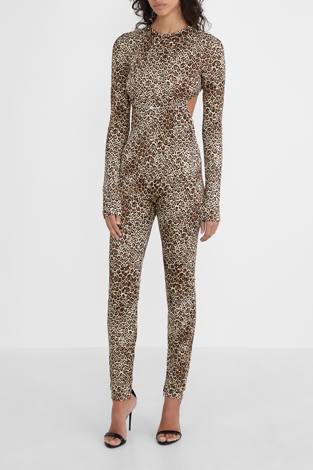 תמונת דוגמן קידמית של אוברול מנומר