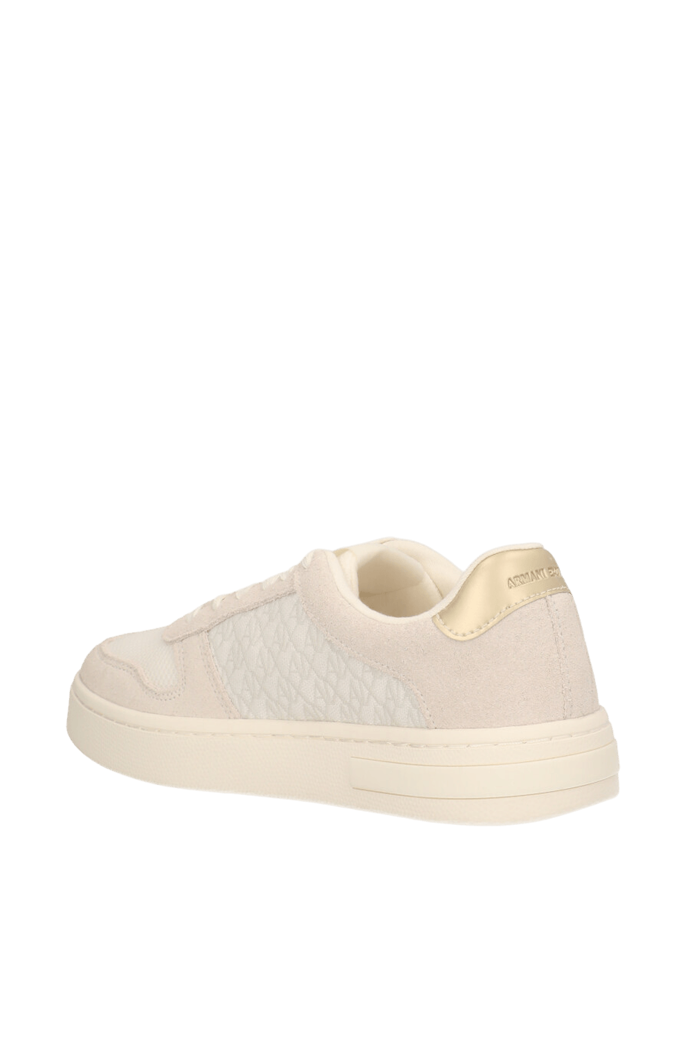 תמונה אחורית של נעלי סניקרס