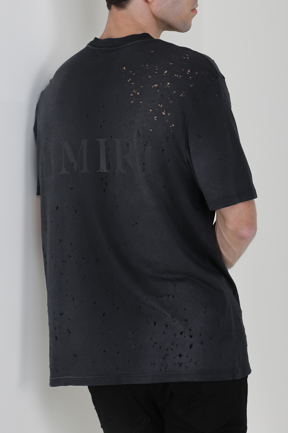 תמונת דוגמן אחורית של חולצת טי