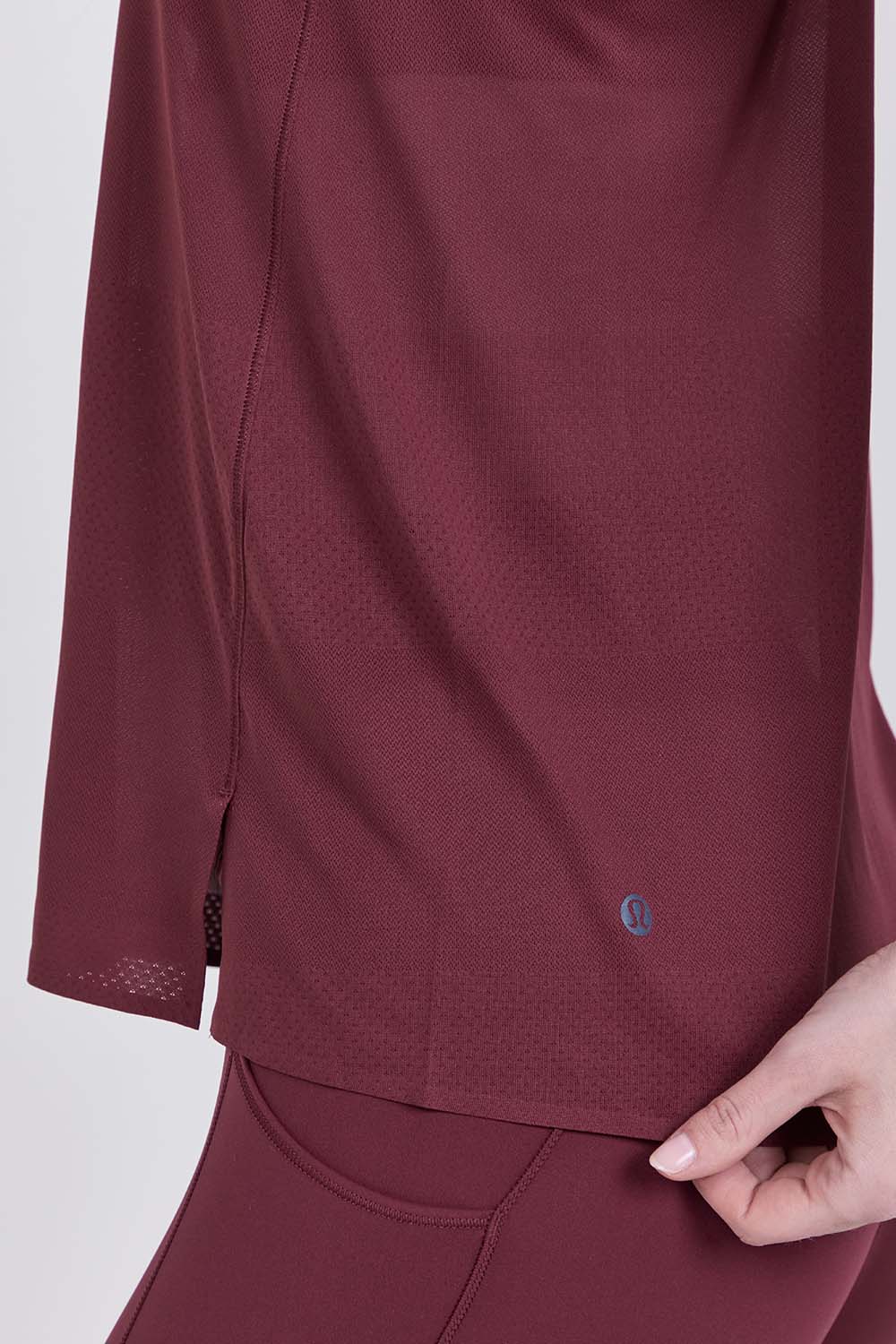 תמונת תקריב דוגמן של Fast and Free Singlet