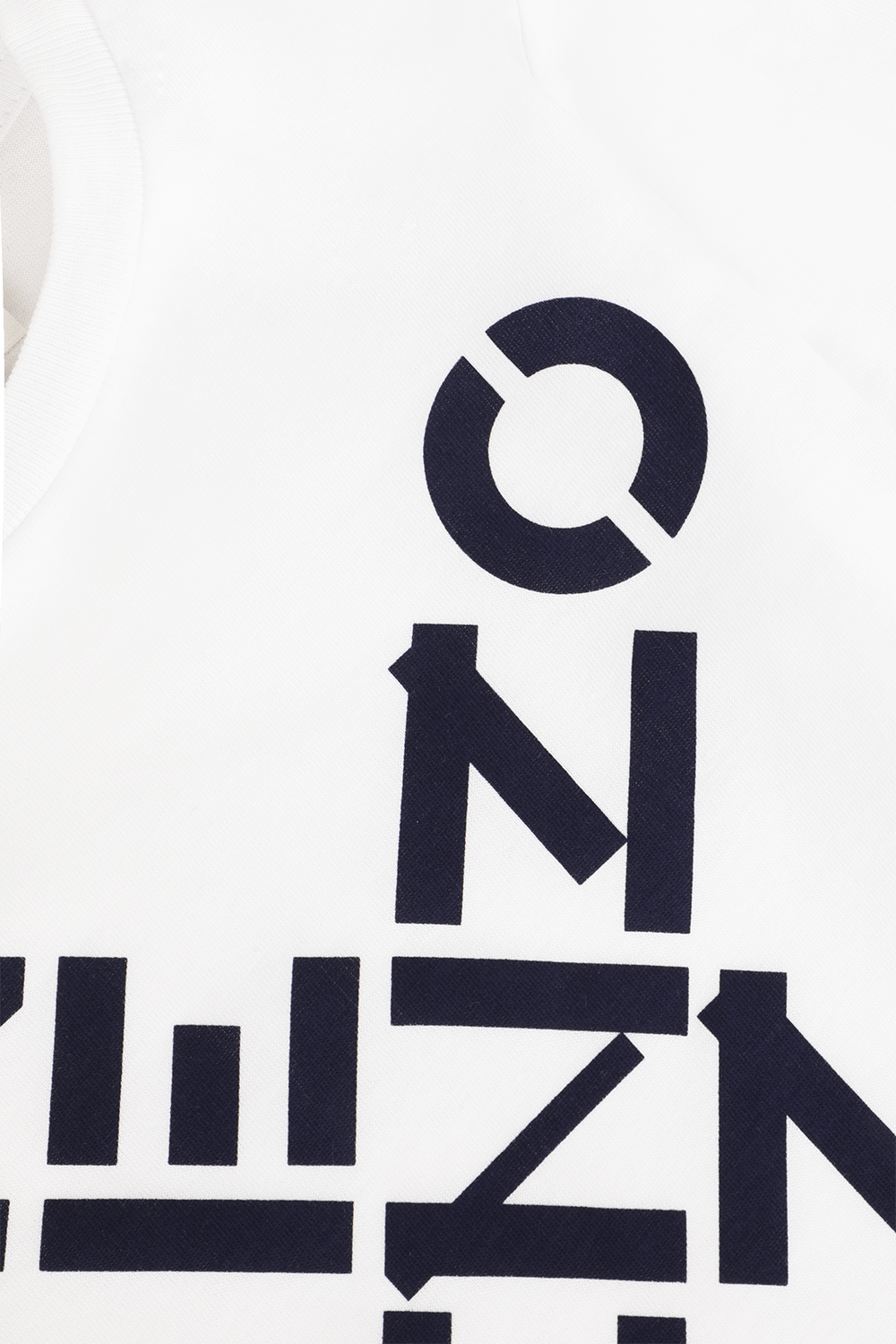 תמונה אחורית של גילאי 2-3 חולצת לוגו עם שרוולים ארוכים וכפתורי תיקתק