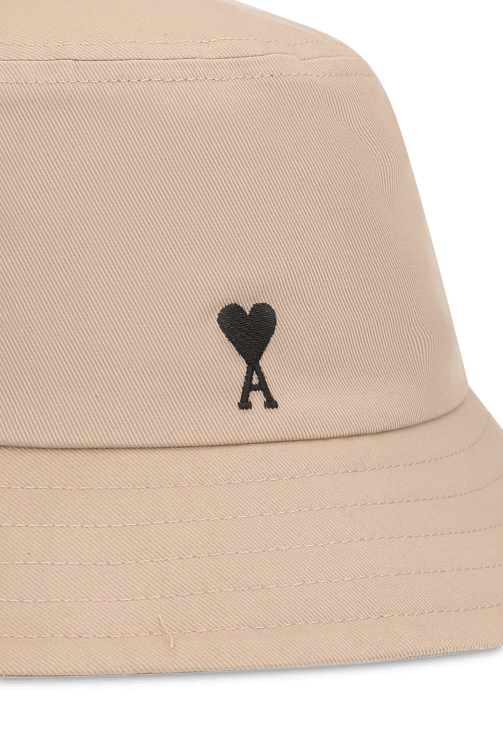 תמונת תקריב של כובע באקט