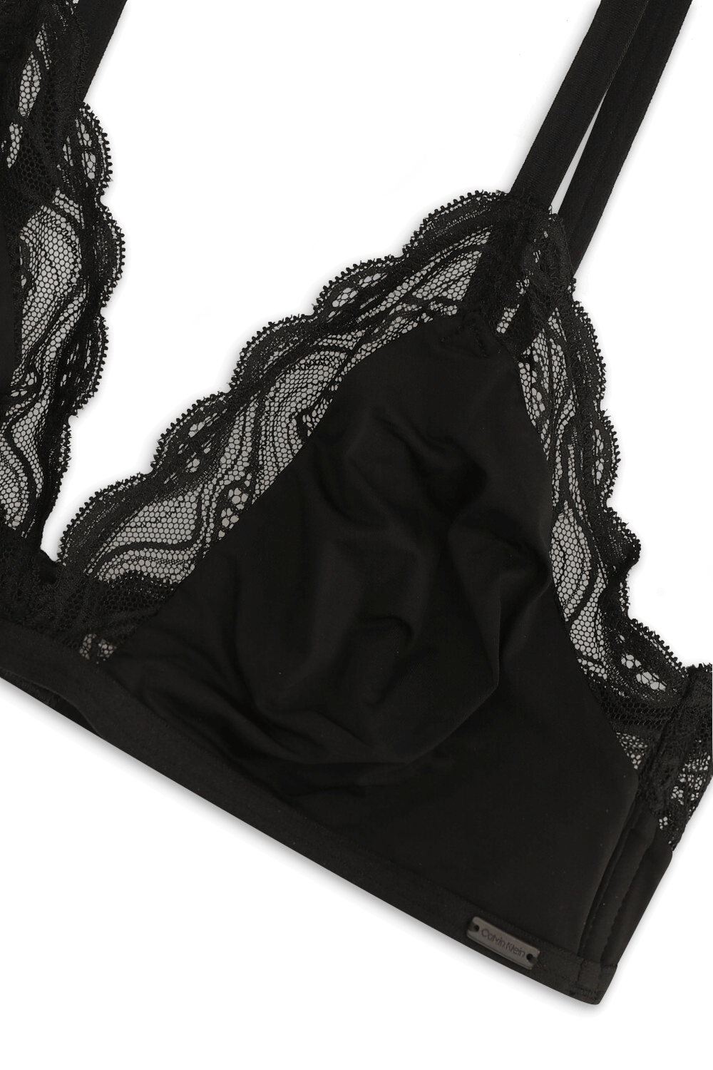 תמונת תקריב של חזיית משולשים עם תחרה