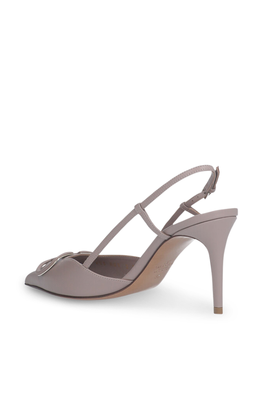 תמונה אחורית של נעלי עקב סלינג