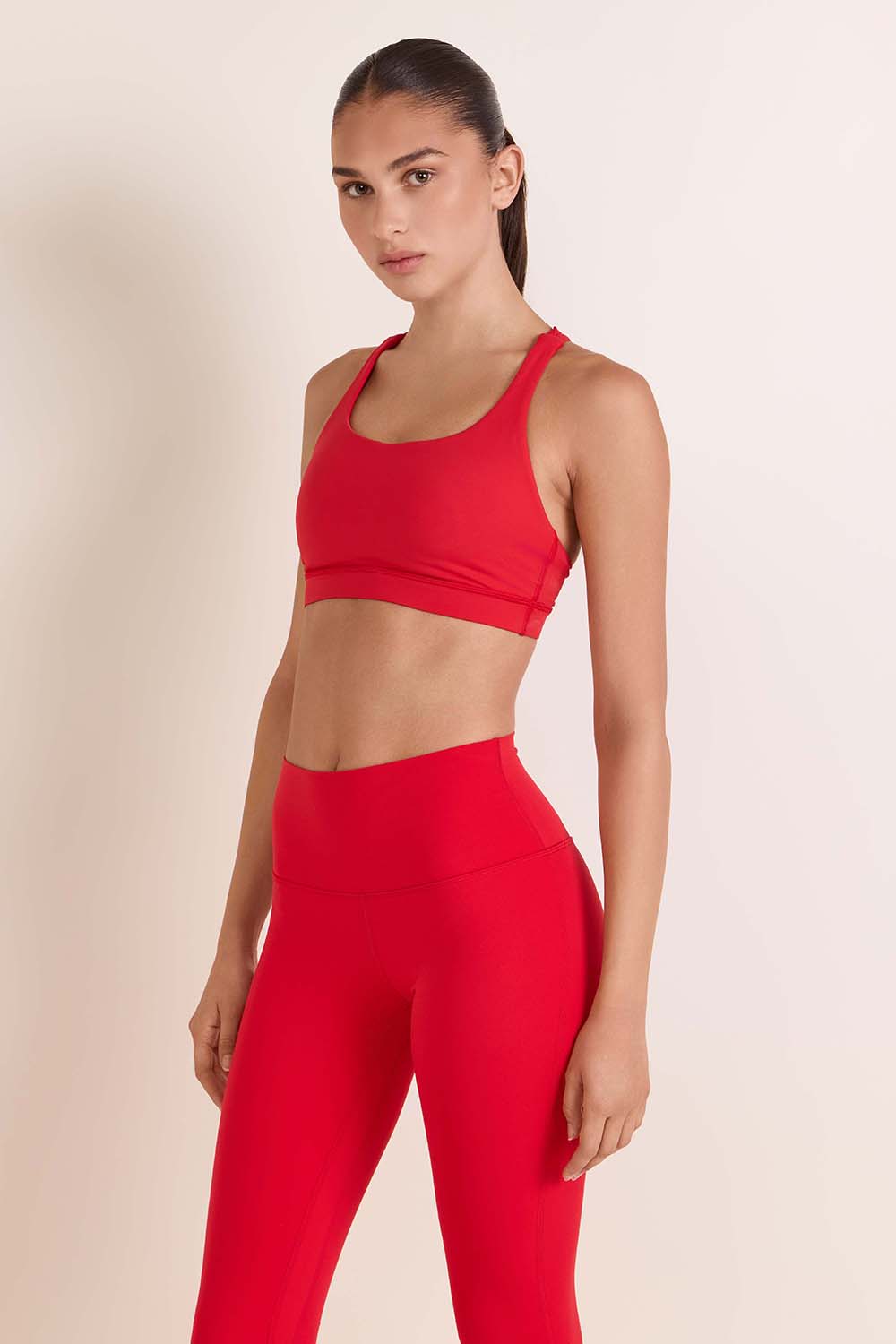 תמונת דוגמן קידמית של Energy Bra