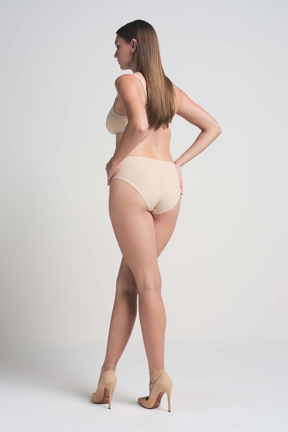 תמונת דוגמן אחורית של BRIEF