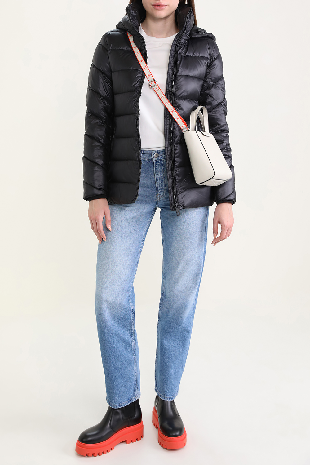 תמונת דוגמן קידמית של תיק נשיאה אולטרה לייט מעור טבעוני