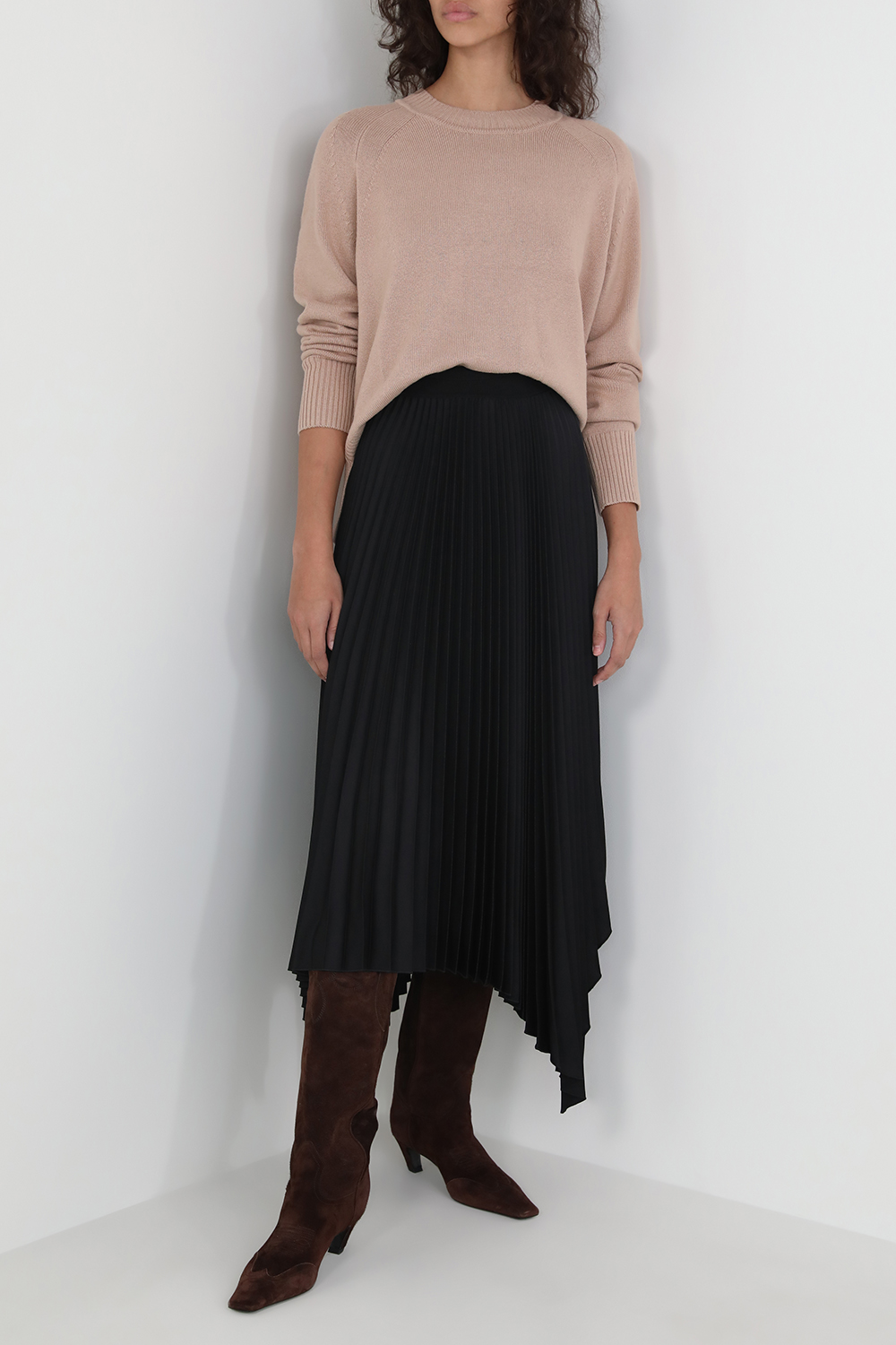 תמונת דוגמן קידמית של מגפי בוקרים