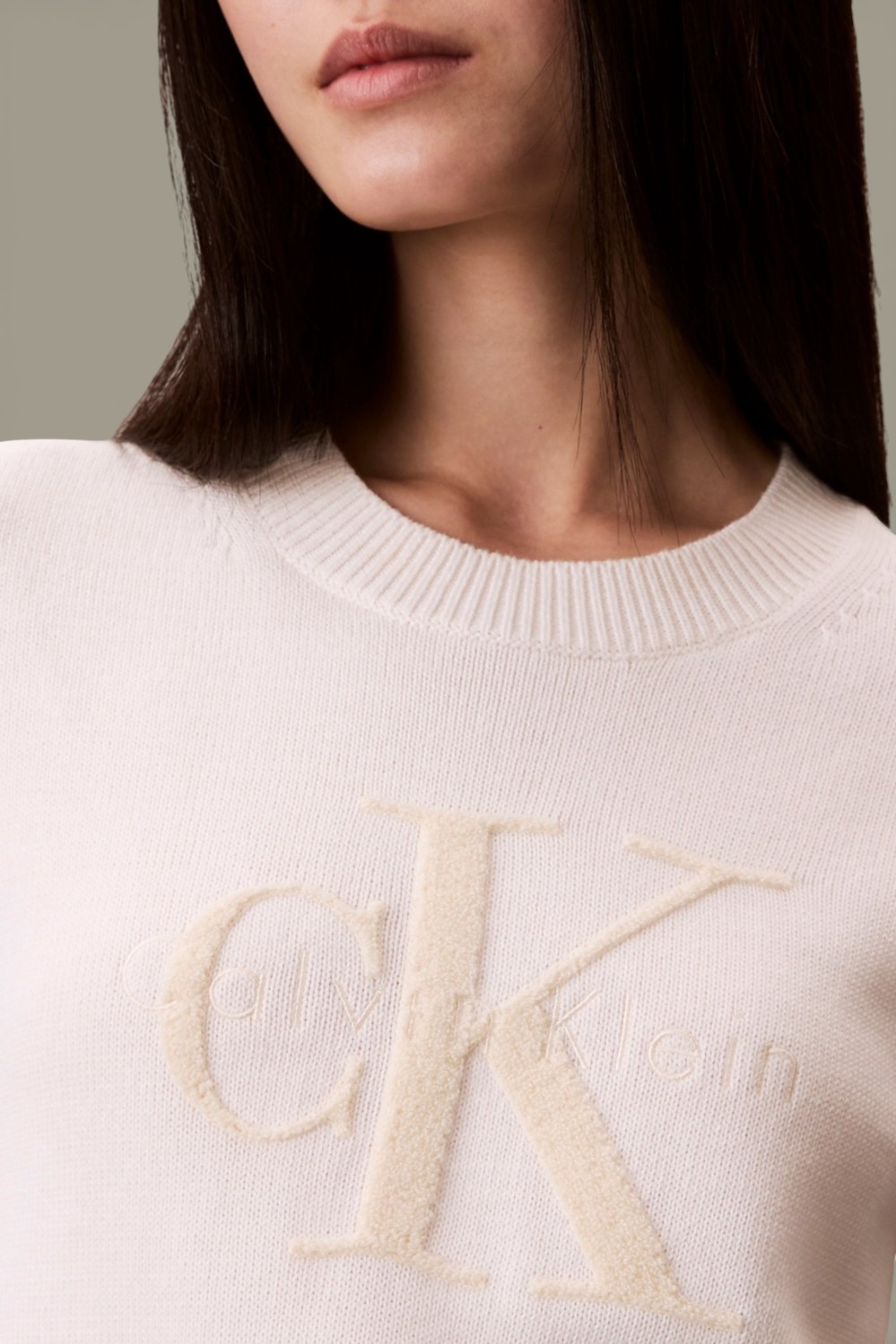 תמונת תקריב דוגמן של חולצת סריג